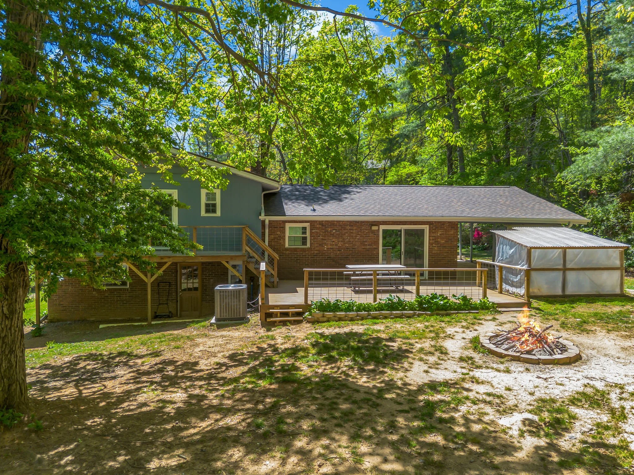 7-web-or-mls-678-firefly-ln.jpg