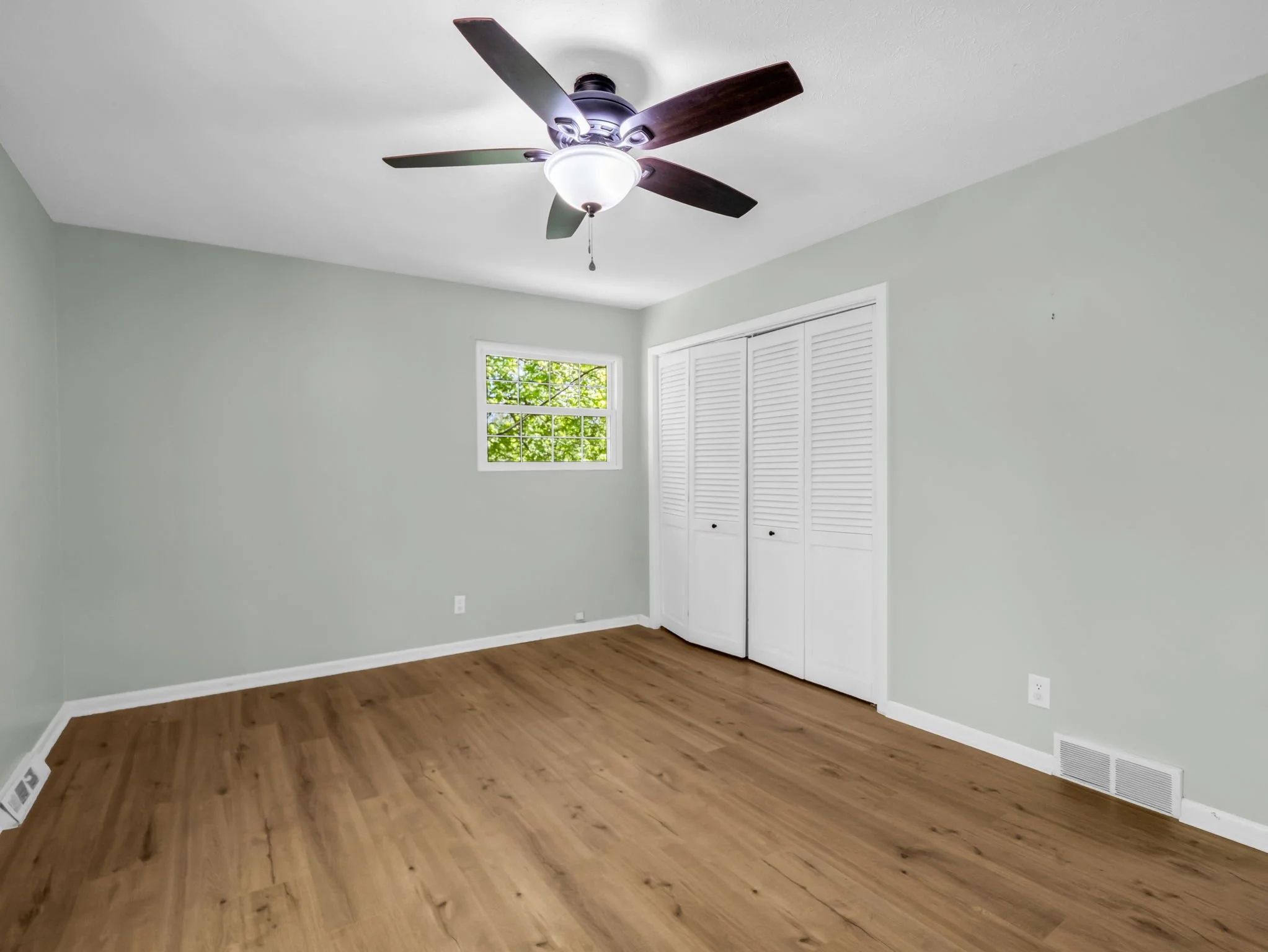 33-web-or-mls-678-firefly-ln.jpg