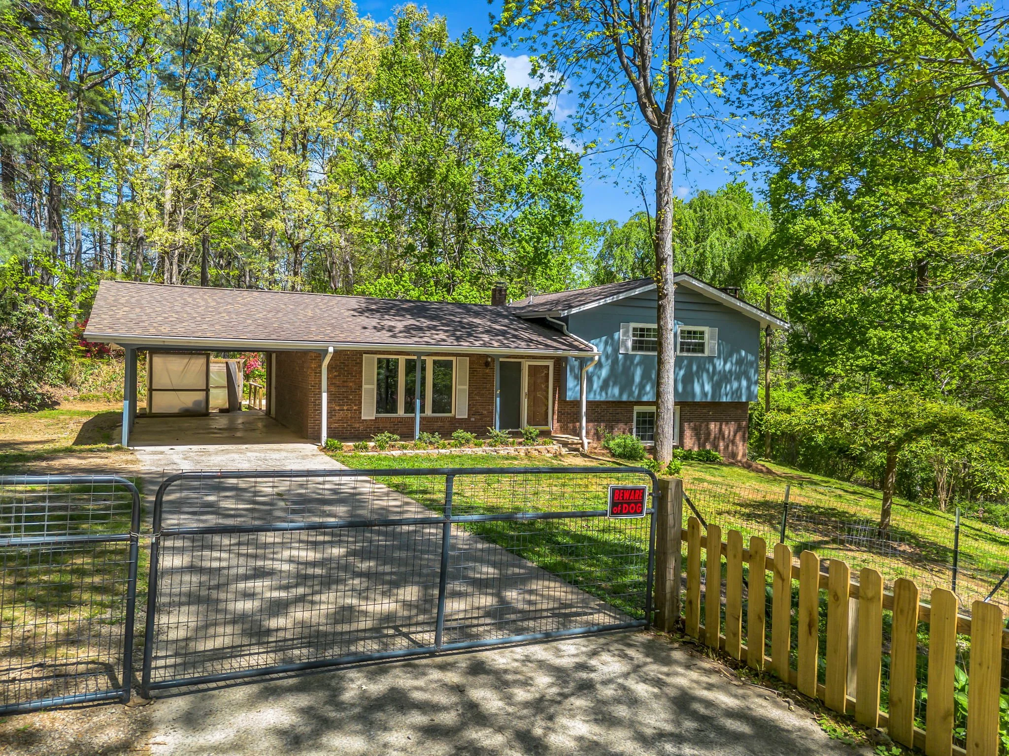 5-web-or-mls-678-firefly-ln.jpg