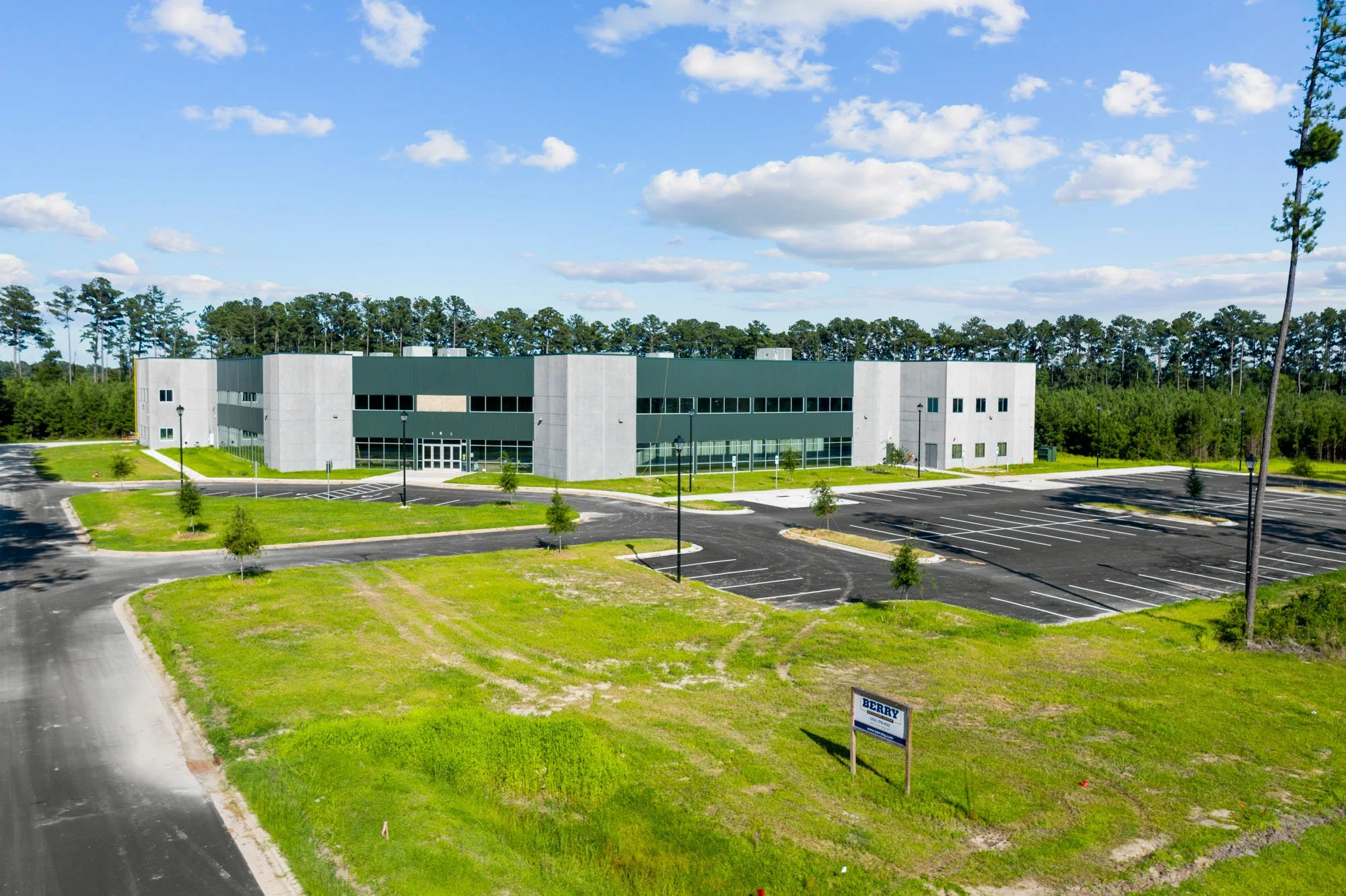 19_Finish Exterior_Credit Bryan Quintard Lucas Harrison.jpg