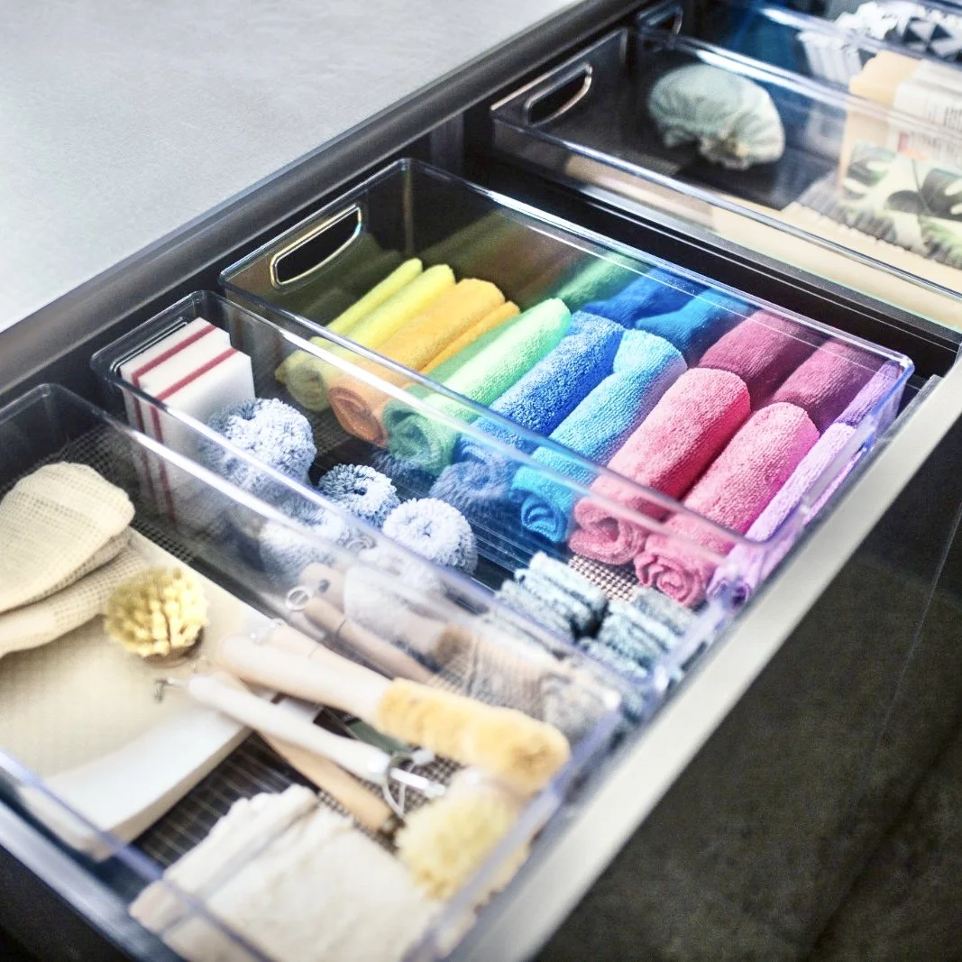 Organisiert unter der Spüle