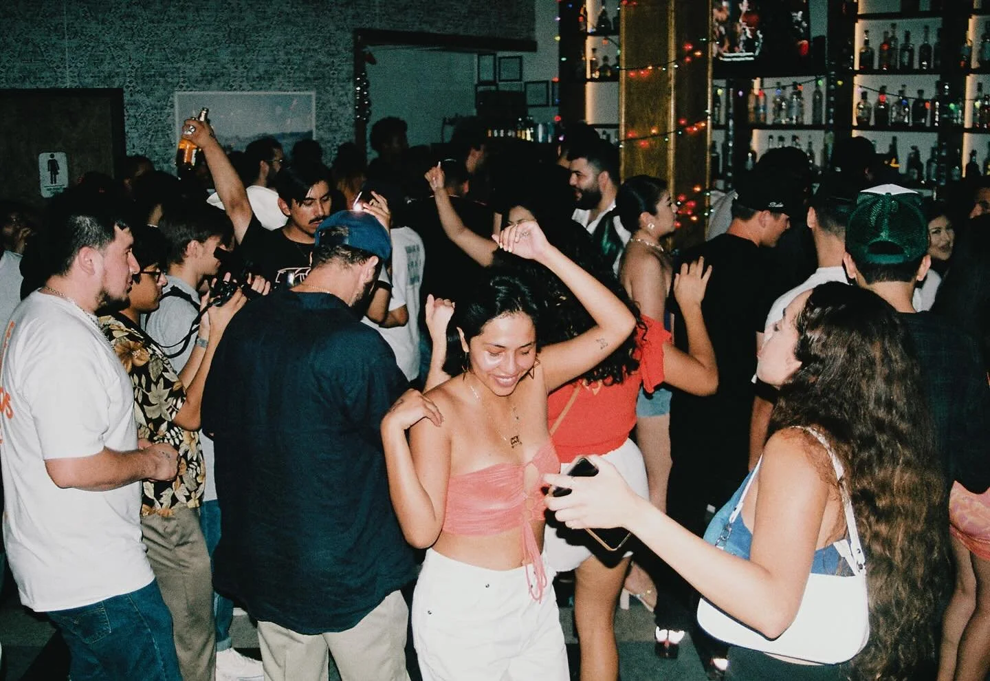 Takt? Cello.
Gef&uuml;hl? Bello! 💃🍋 

#community #party #dance #limoncello