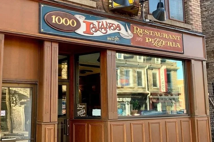 1000 Islands Restaurant &amp; Pizzeria