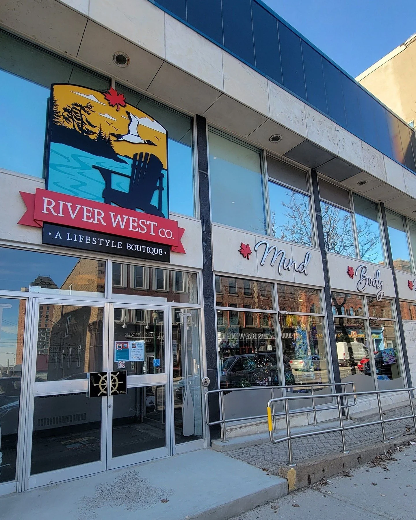 Ladies&rsquo; Night Spotlight: The One with Coffee, Giveaways, and Great Finds ☕

Ladies&rsquo; Night: Friends Edition is happening Friday, May 1st, and downtown is getting ready for a night full of energy, fun surprises, and plenty of reasons to sho