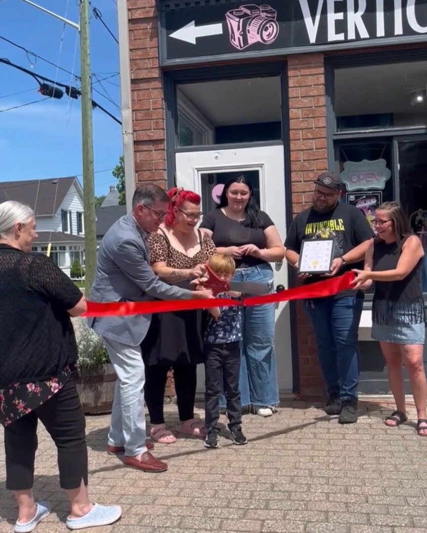 We were so excited to celebrate the official Grand Opening and ribbon cutting of @the.unapologetic.femme at 37 Perth St!

While they have been a wonderful part of our downtown community for the past few months, it was great to gather together and mak