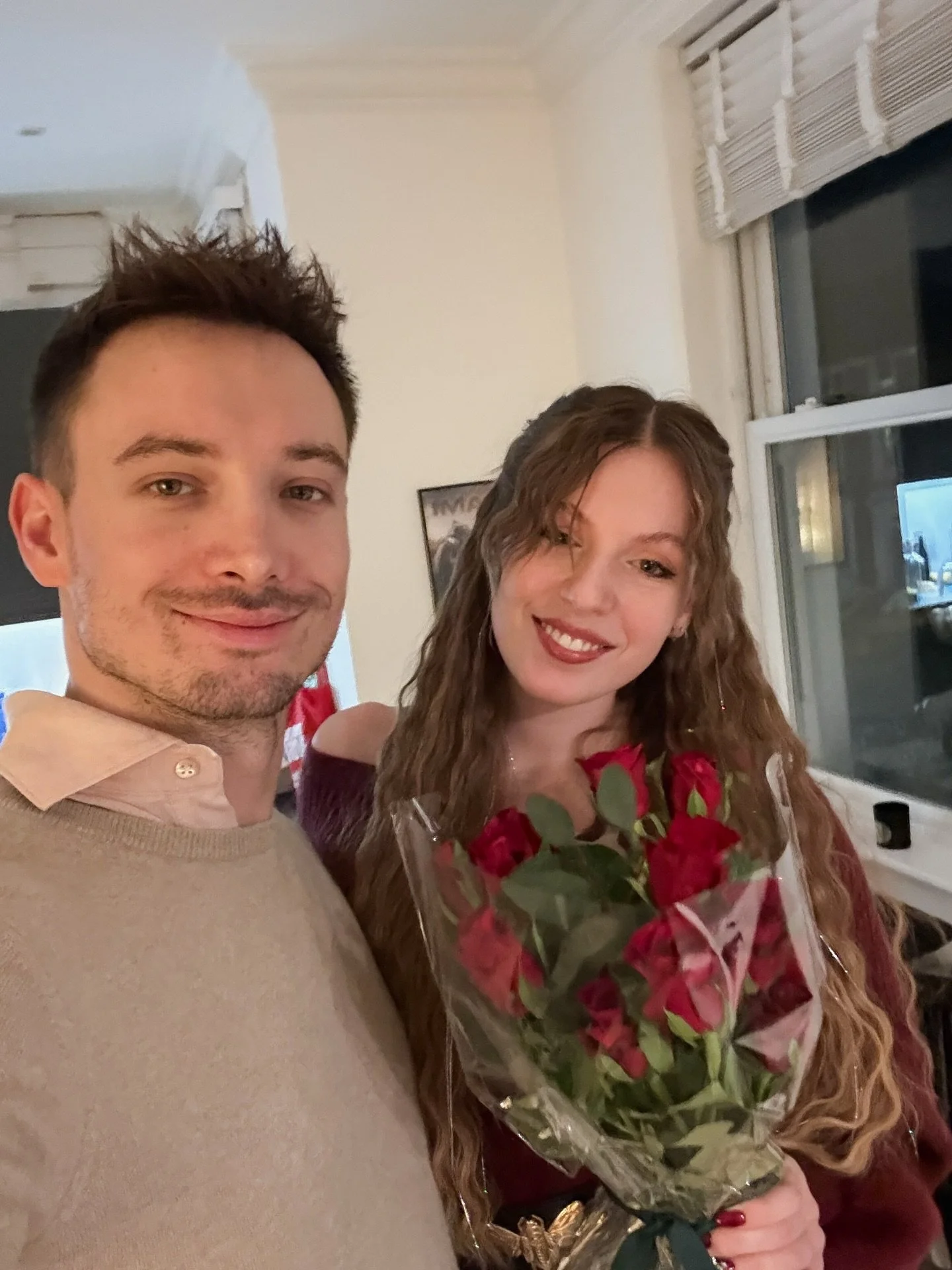 I got flowers 🌹 I still can&rsquo;t believe it 😆 

I also got my Pineapple 🍍 as per tradition!

He got an entire day of games and lots of RP because these LOL skins don&rsquo;t buy themselves ya know?! 

I couldn&rsquo;t have had a better Valentin