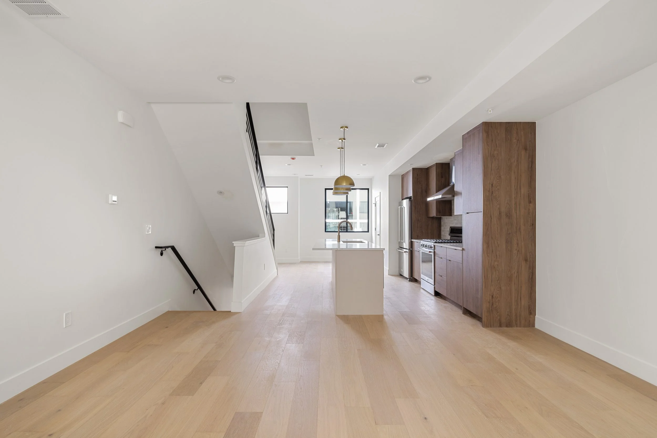 4509 Tennyson-7.jpg