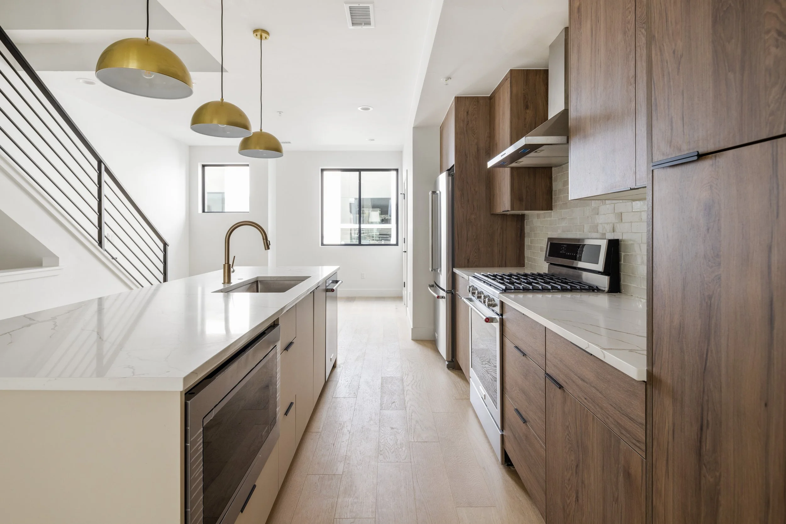 4509 Tennyson-9.jpg