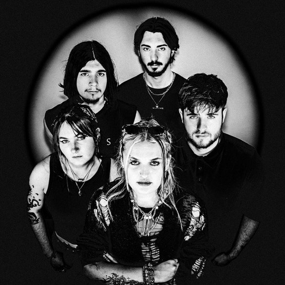 BeyondTheAux Of ChitChat… The Alternative Band From Brighton