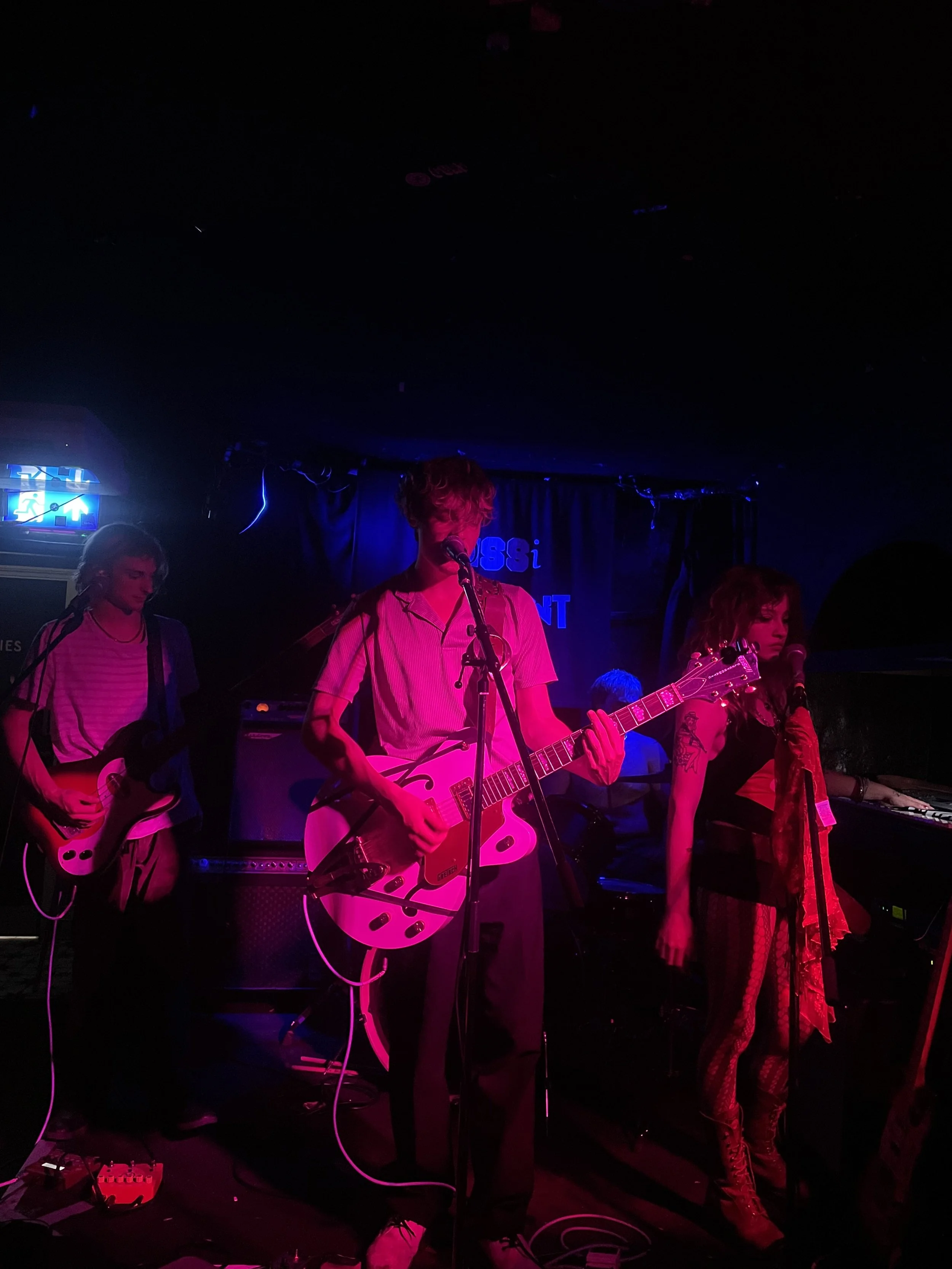 BeyondTheAux Of Sleepless Pleasures… The upcoming and entrancing group in Brighton 