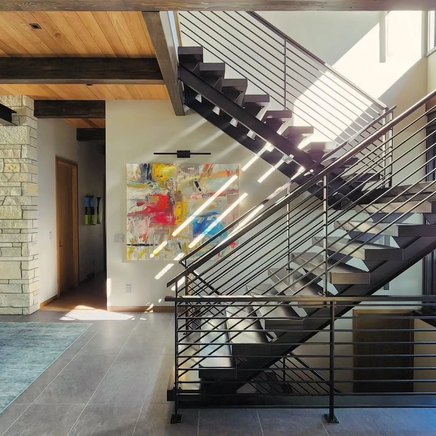 The Beach house... A celebration of natural materials and integration with nature

Builder: John Sauermilch Contractor 

#modernhome #modernlakehome #lakehome #wisconsinhome #mcm #midcenturyinterior #moderndesign #wisconsindesigner #wisconsinarchitec