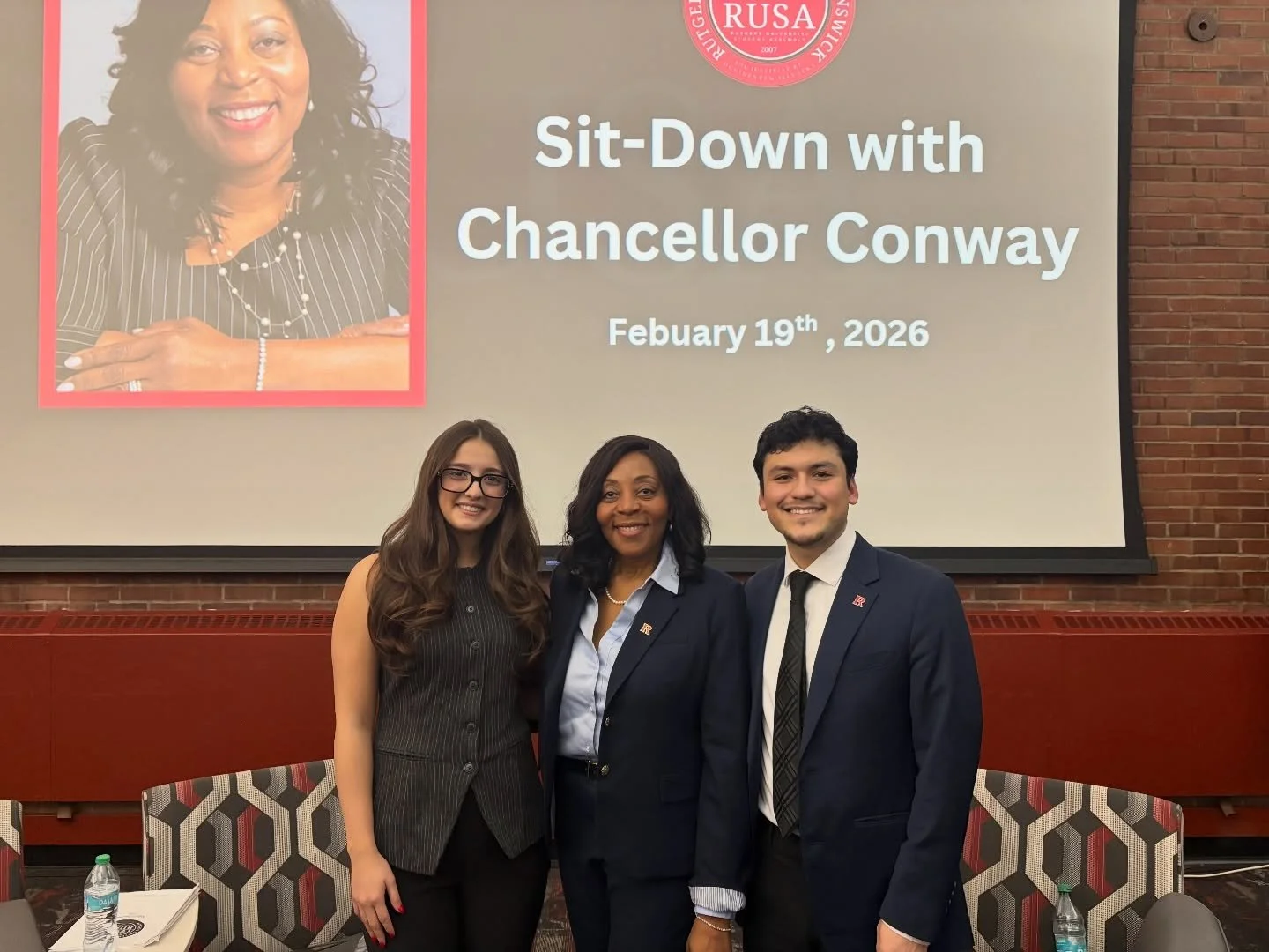 Last night, @rutgers.sbvp and I had the honor to welcome Chancellor Conway back to @rusa.nb! Chancellor Conway had the opportunity to address the assembly, alongside members of her leadership team, while discussing concerns, opportunities for collabo