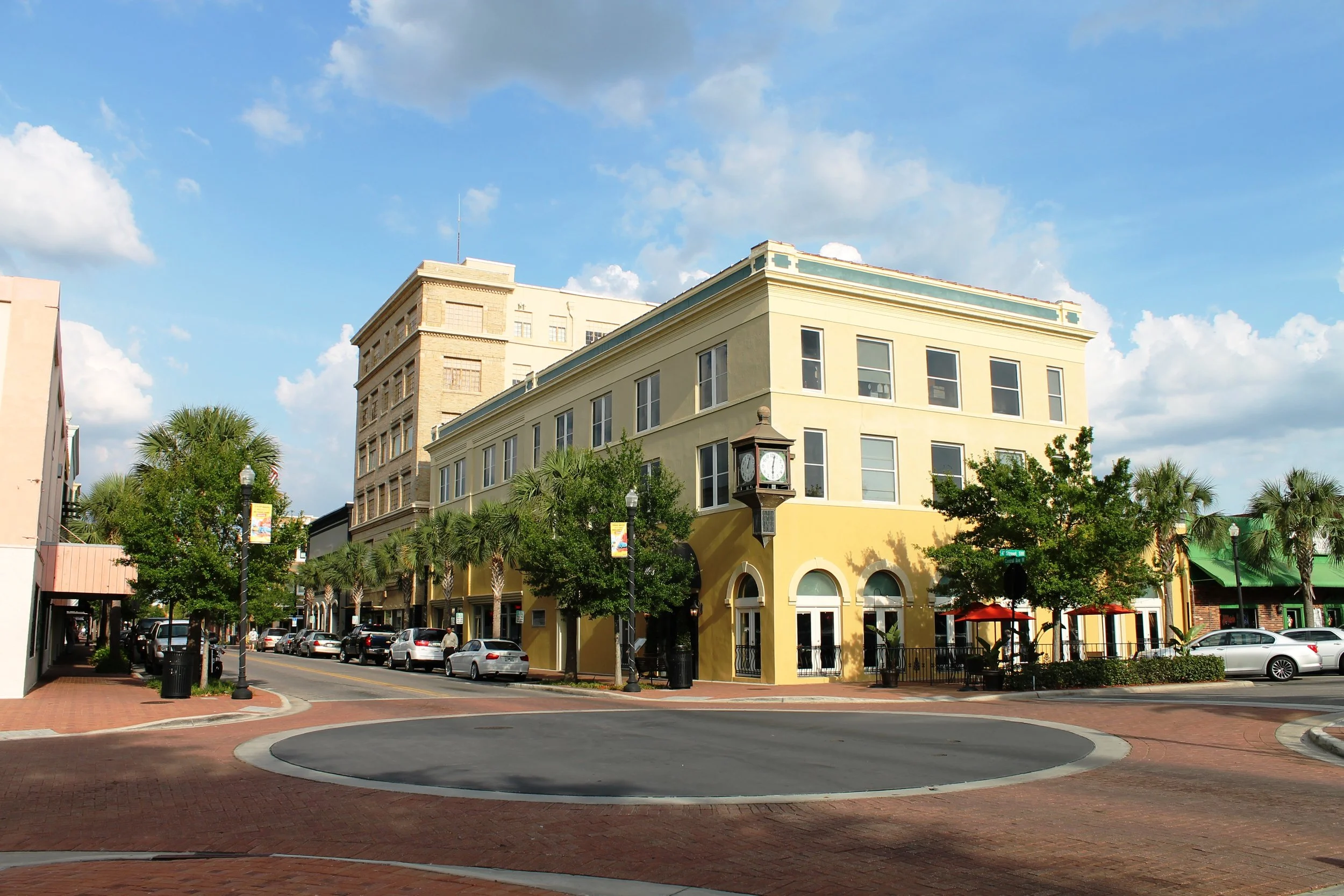 Downtown_Winter_Haven,_Florida.jpg