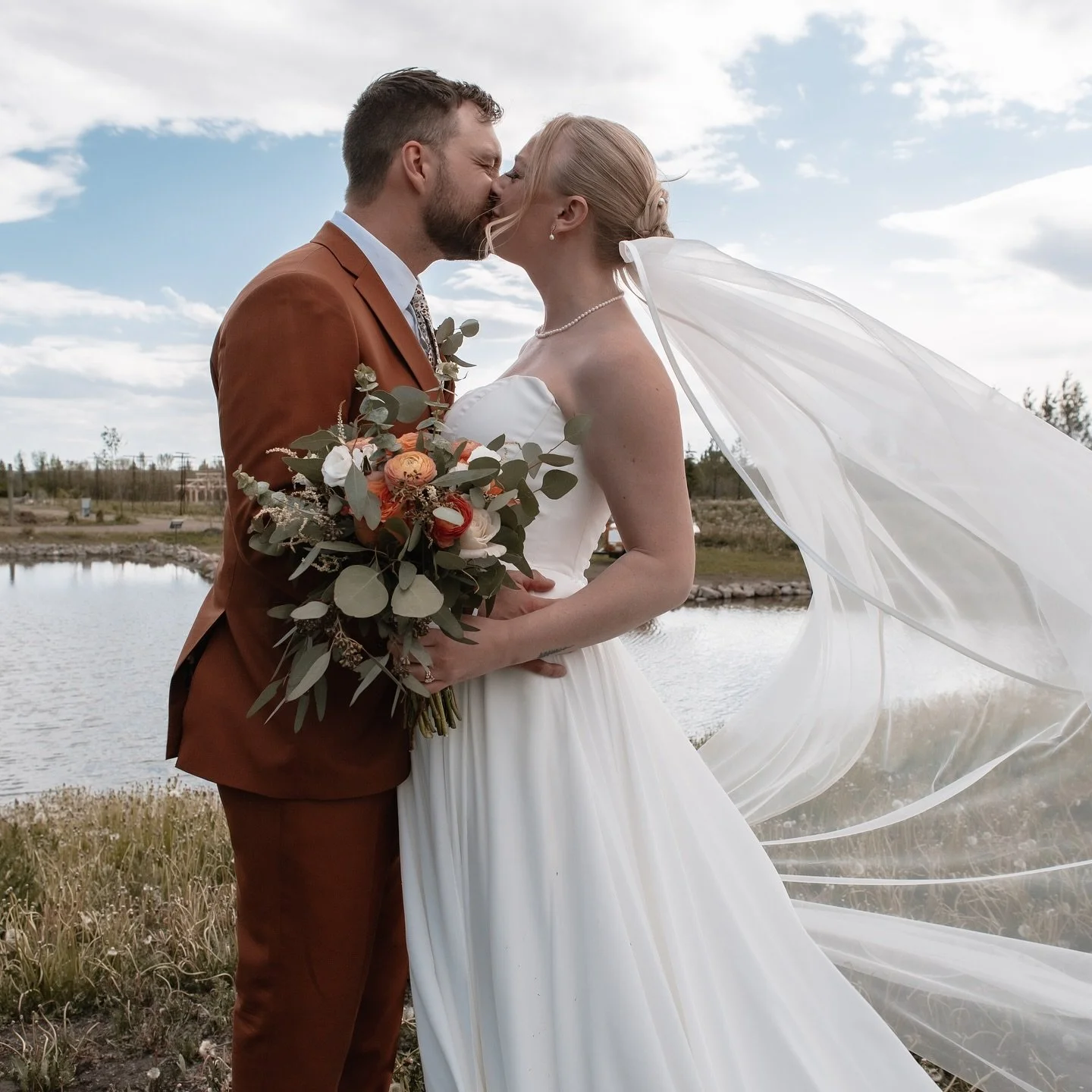 We only have a handful of more weddings before we wrap our busy season, but we&rsquo;re taking a minute to throw it back to our first wedding of the season ❤️

Venue: @tangledrootsyeg 
Photographer: @oak.wynn.photography 
Planner: @wynnevents 
Floral