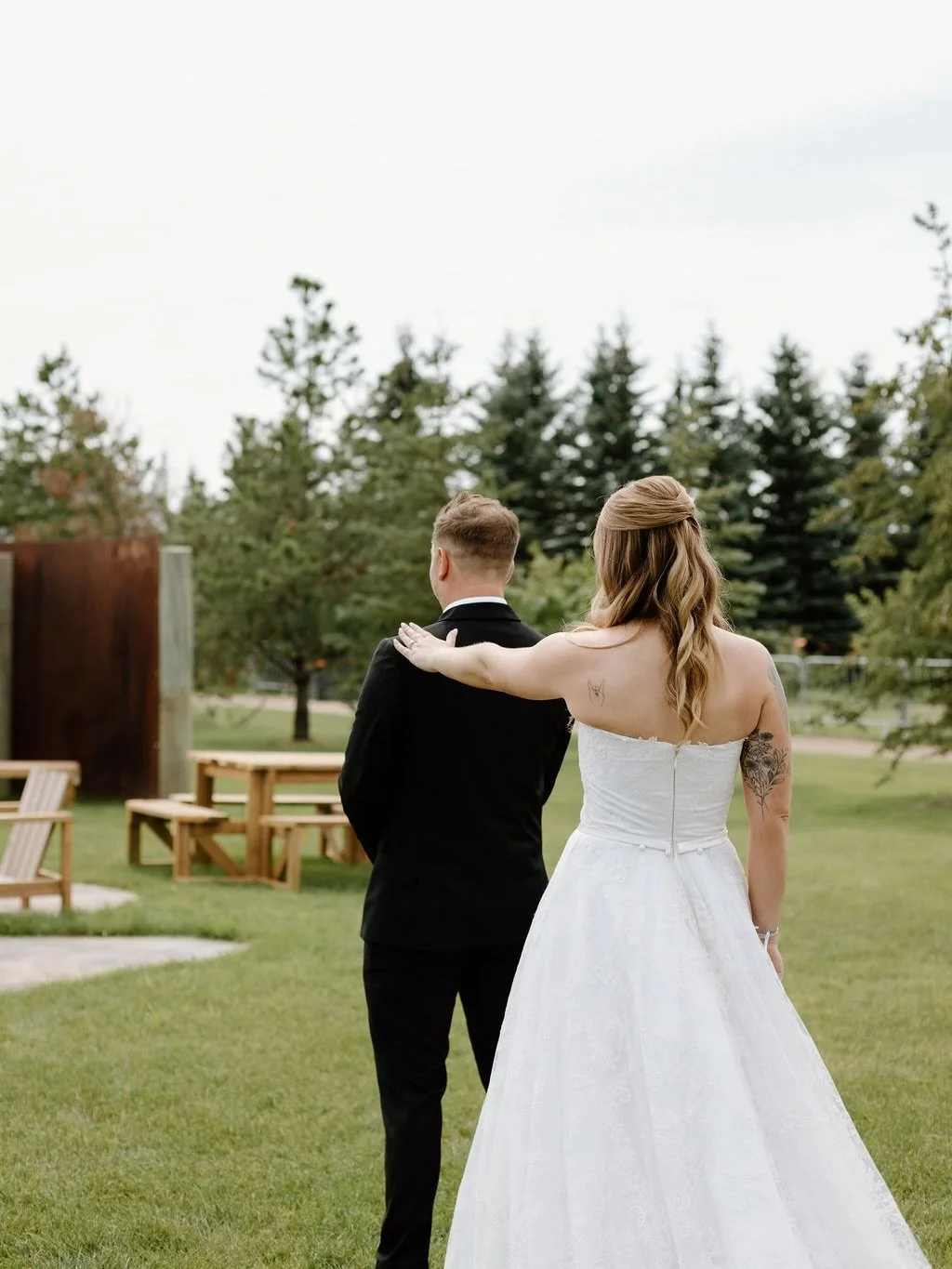 Always a sucker for a good first look at private vows 

While we do love a good aisle moment for a first look, there&rsquo;s something so special about having that private first look and keeping that moment intimate

No matter which option you choose