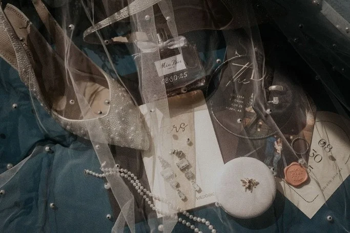 A moment for the details - the little things on your day are what make the day special 

We love to see the decorations and items brought into a space that really bring it to life 

Venue: @tangledrootsyeg 
Coordinator: @yday_wedding 
Photographer: @