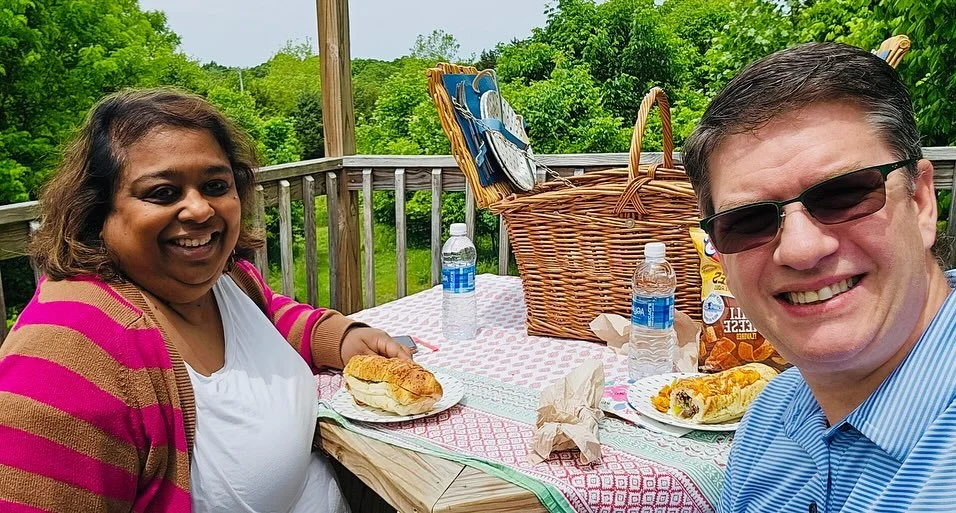 Be Picnic Ready

One of our favorite little empty-nest hacks? Keep a picnic basket packed and ready to grab and go.

On Saturday, we hit the road through Anderson County, headed toward Harrodsburg, soaking up the beautiful weather. When we saw the Jo