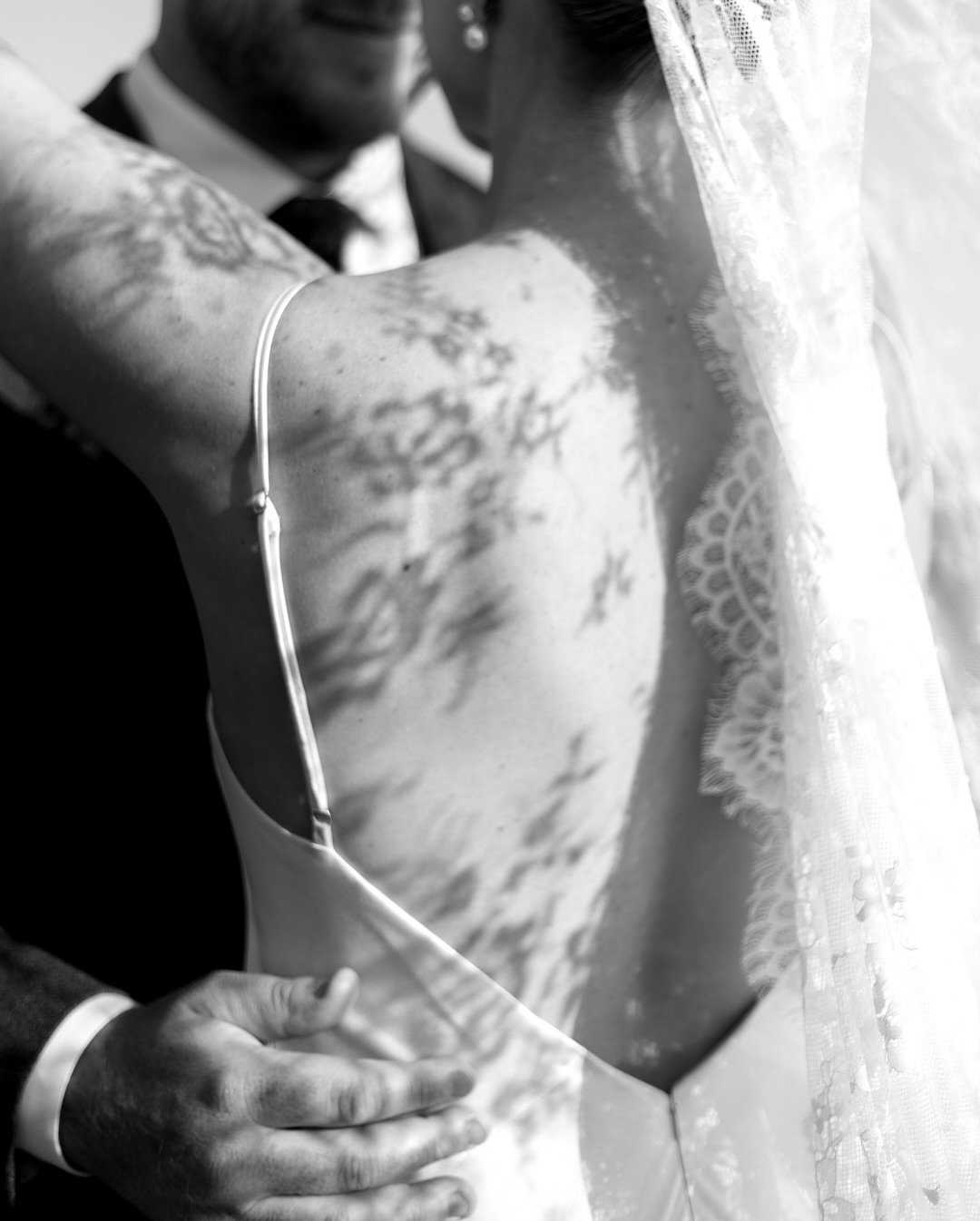 never not thinking about K + M&rsquo;s backyard celebration

planner: @events_by_cece
dress: @shonajoy
second shooter @yaelezerzer 
film dev/scan @thecanadianfilmlab

#montrealweddingphotographer #filmweddingphotographer #35mm