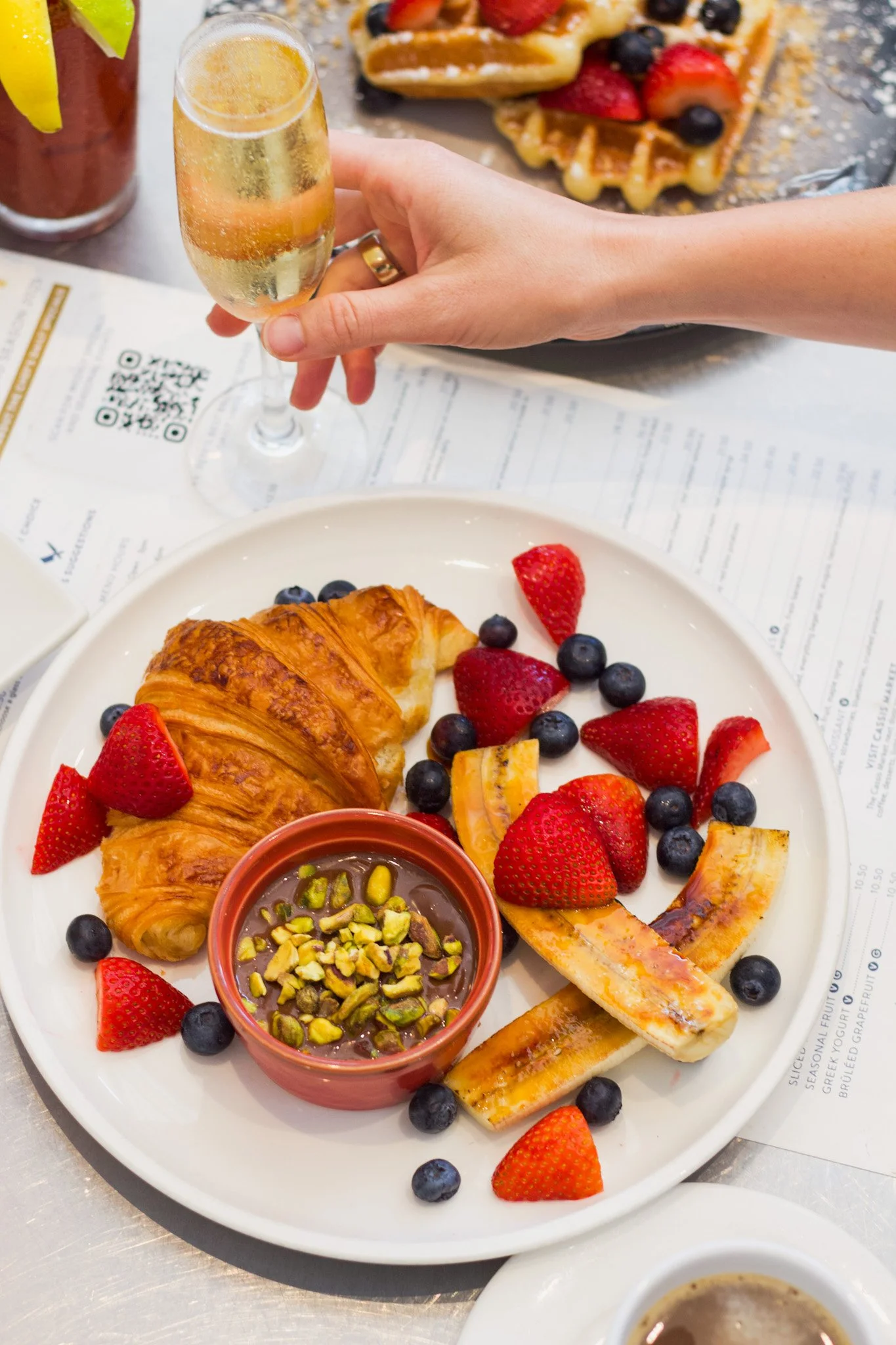 Bright, appetizing food photography for Florida restaurant