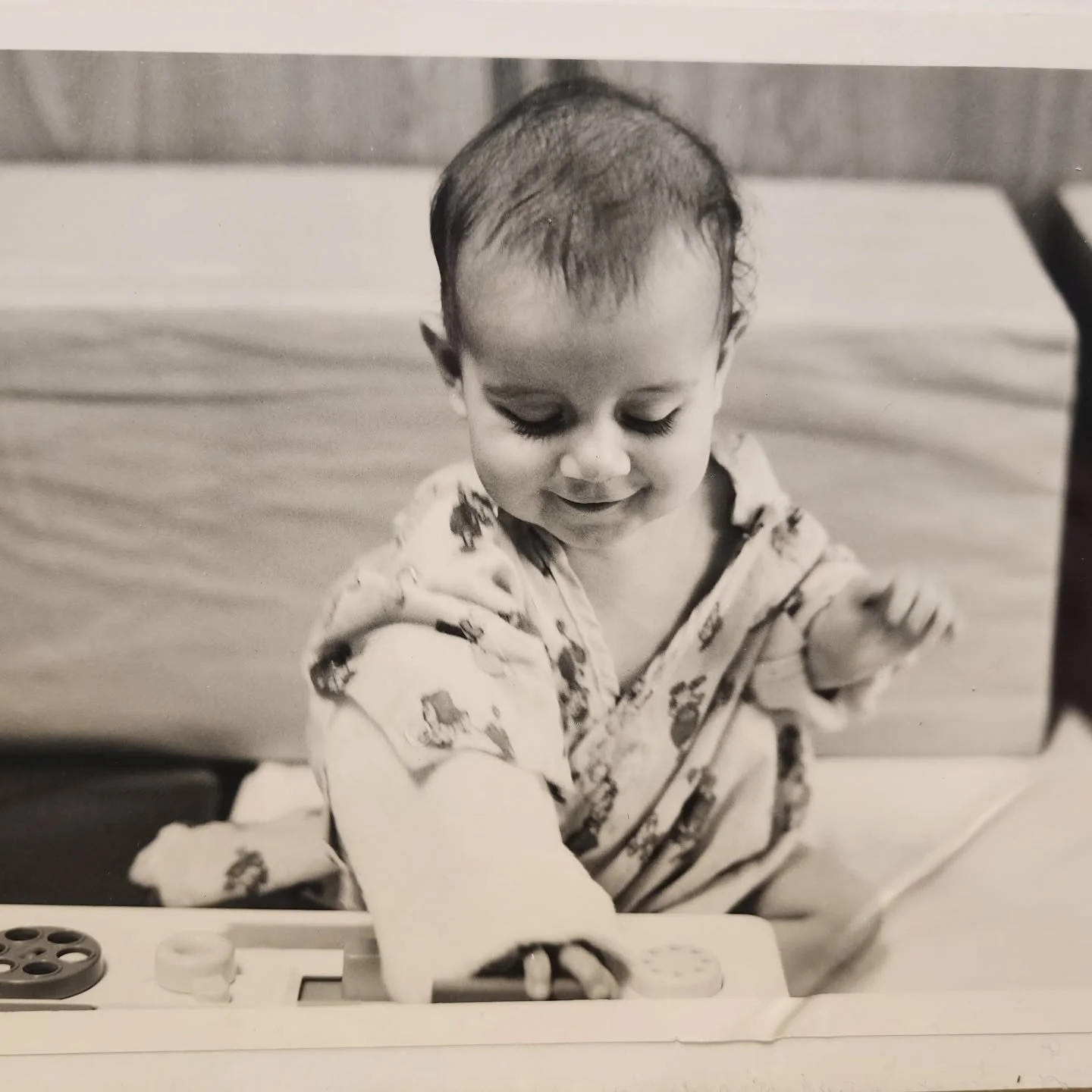 💚 ​With the help and donations of items from @LATrashJunkers, we have been able to rescue close to 400 items from the landfill. Today, I&rsquo;m giving those items an even bigger purpose.

​I&rsquo;m so proud to announce that at the end of every yea