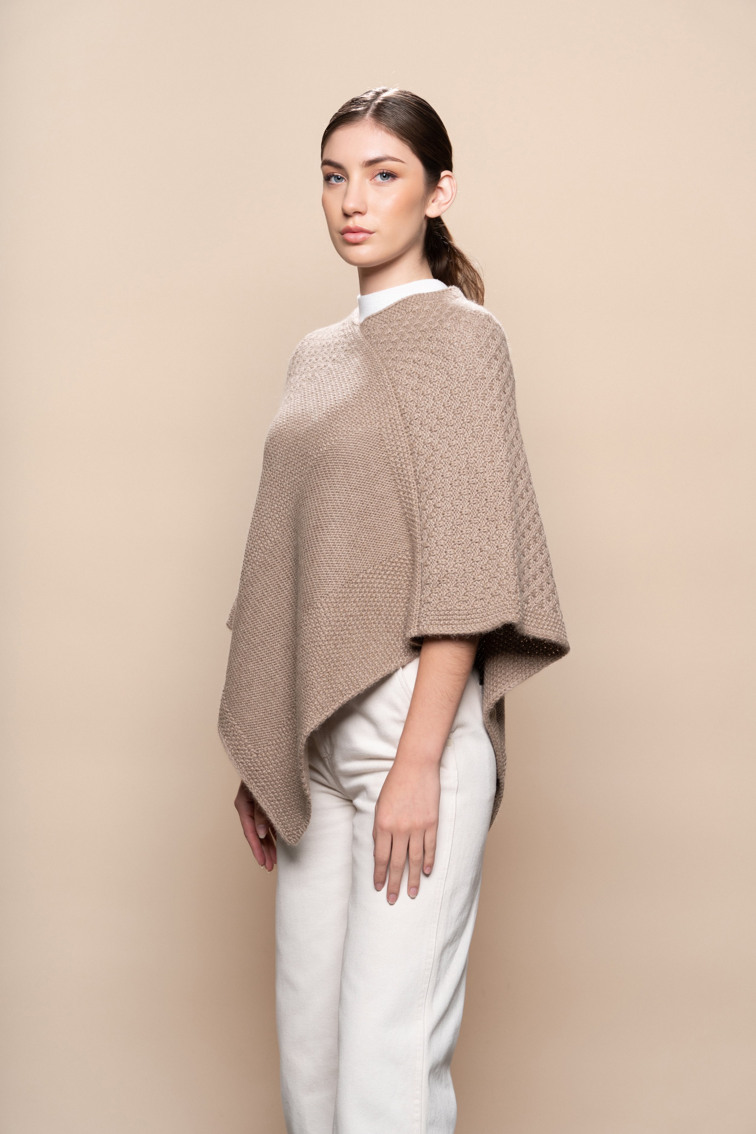Ladies’ V-Neck poncho