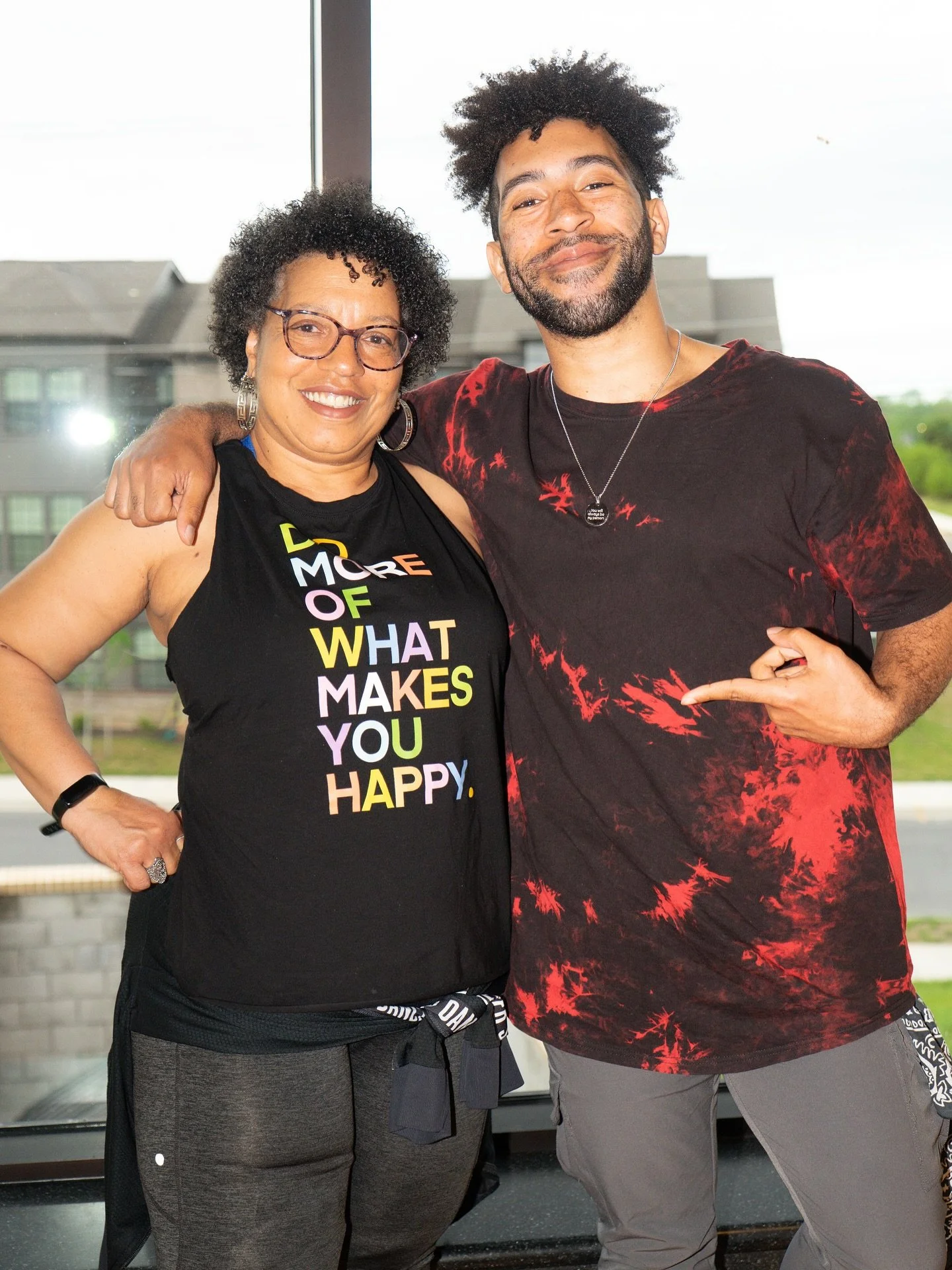 Last month, I had the joy of capturing the electric energy of @zumbatravis class, alongside his amazing mom, for Sweet Life Magazine for the MOT Community, founded by the incredible @daneyajacobs . So grateful to witness and photograph the movement, 