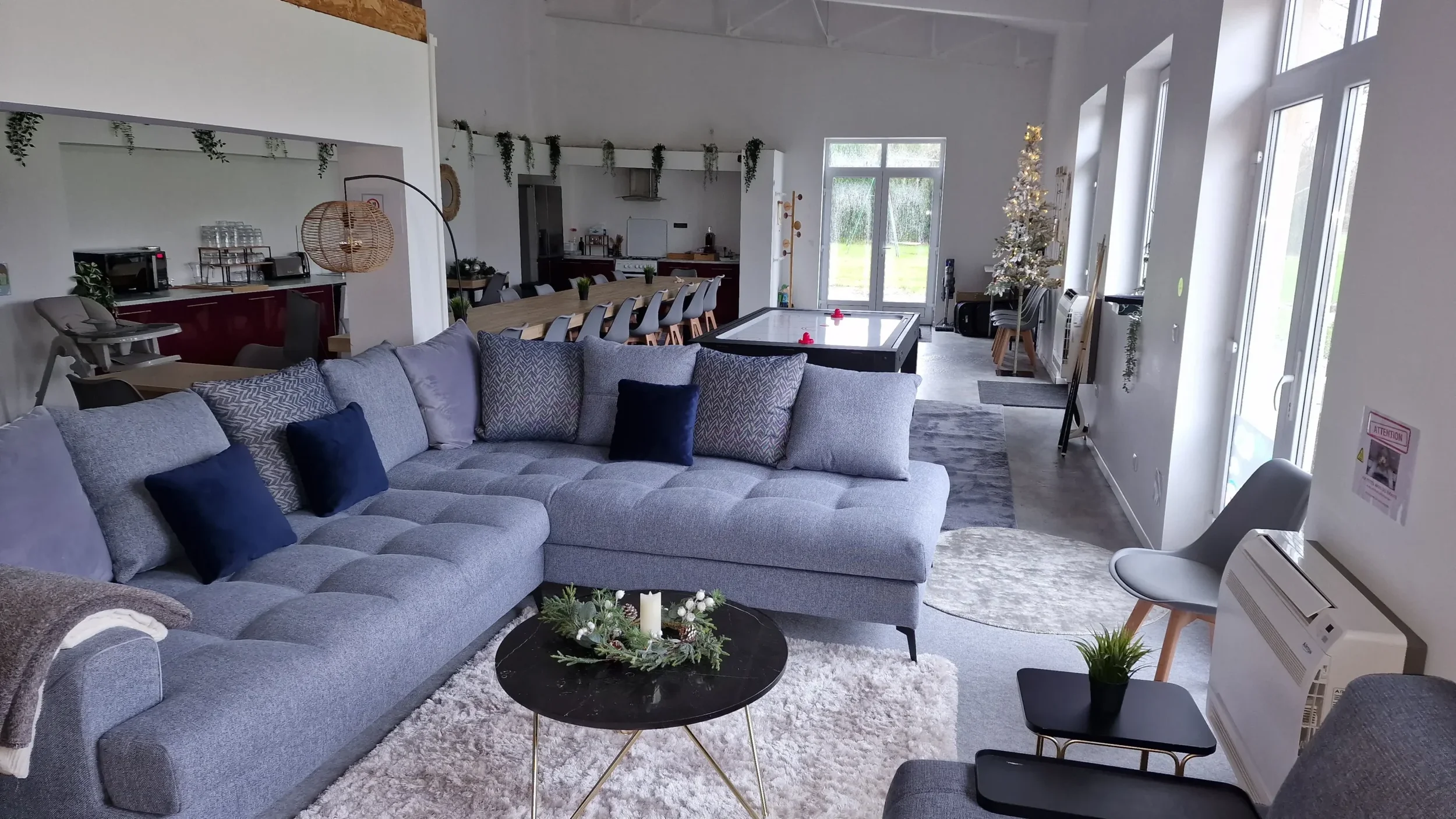 20-salon-gite-scaled.webp