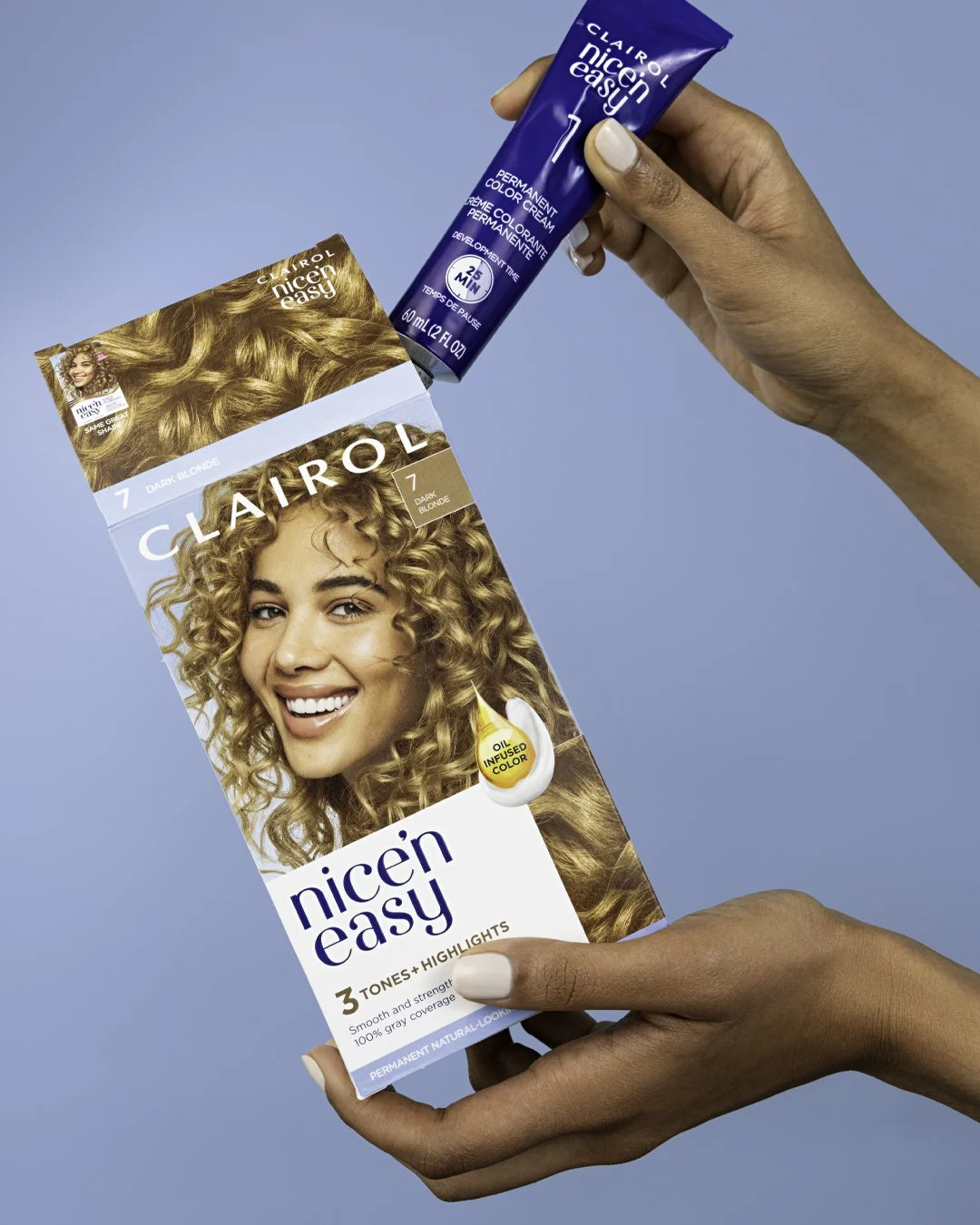 BBCA_CL_NiceNEasy_7_DarkBlonde_Unboxing_Model_4x5.jpg