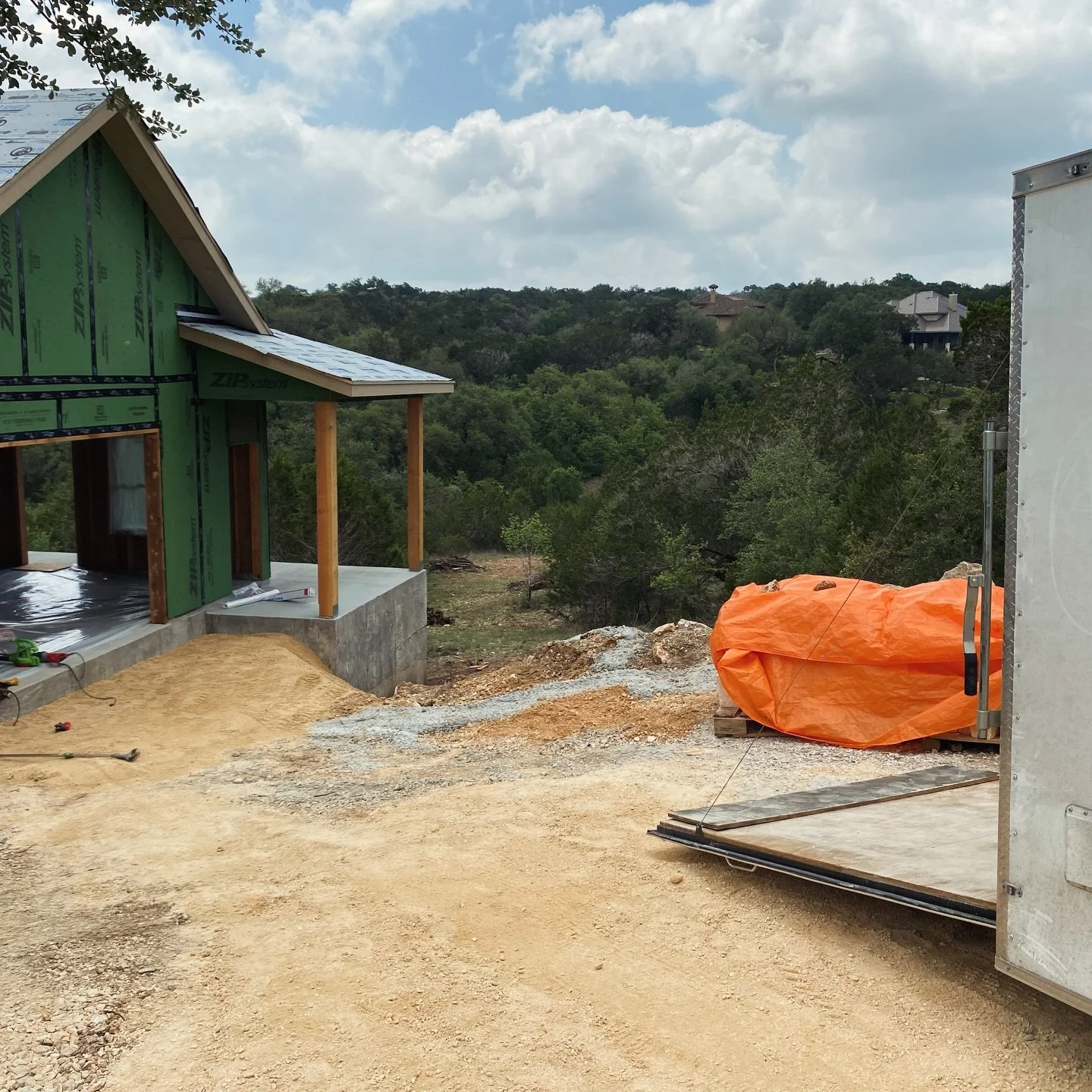 Hill Country build coming to life 🔥🏡 

Another job in progress&mdash;tight envelope, clean prep, and getting this one ready for high-performance insulation. This is how you build it right from the start 💪 

Whether it&rsquo;s spray foam or fibergl