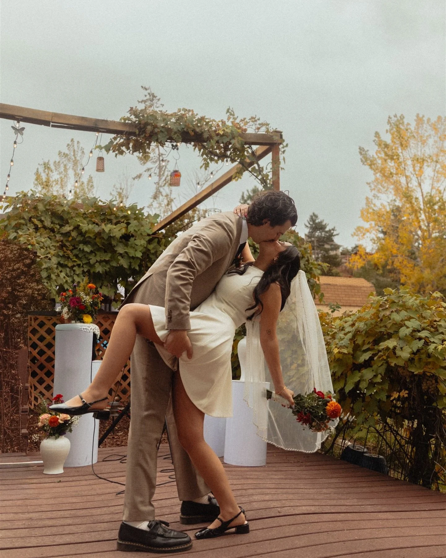 Cutest backyard ceremony with these two ✨🤍

&bull;
&bull;
&bull;
&bull;
#utahweddingphotographer #elopementphotographer #utahphotographer