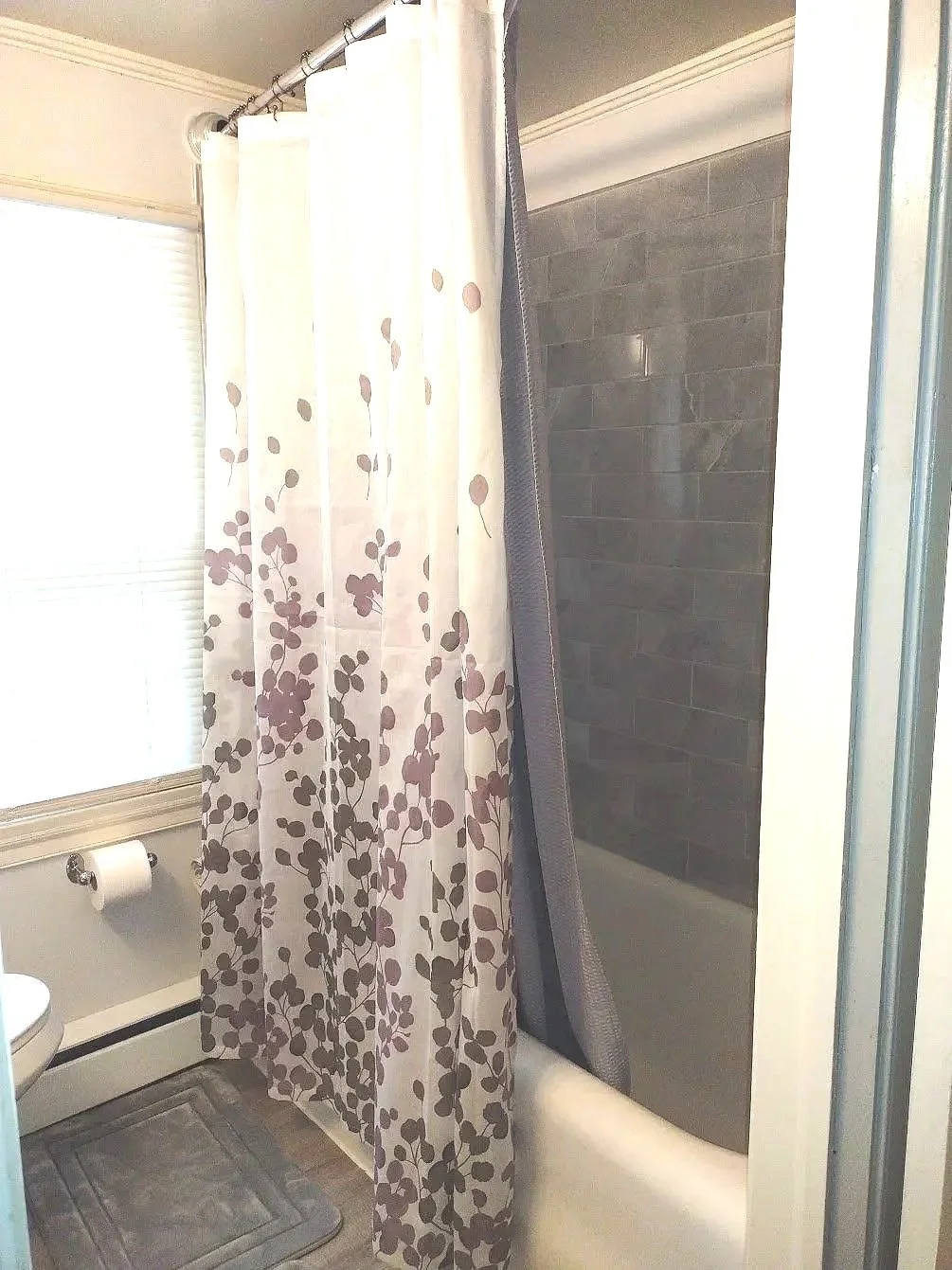 2nd floor bathroom shower