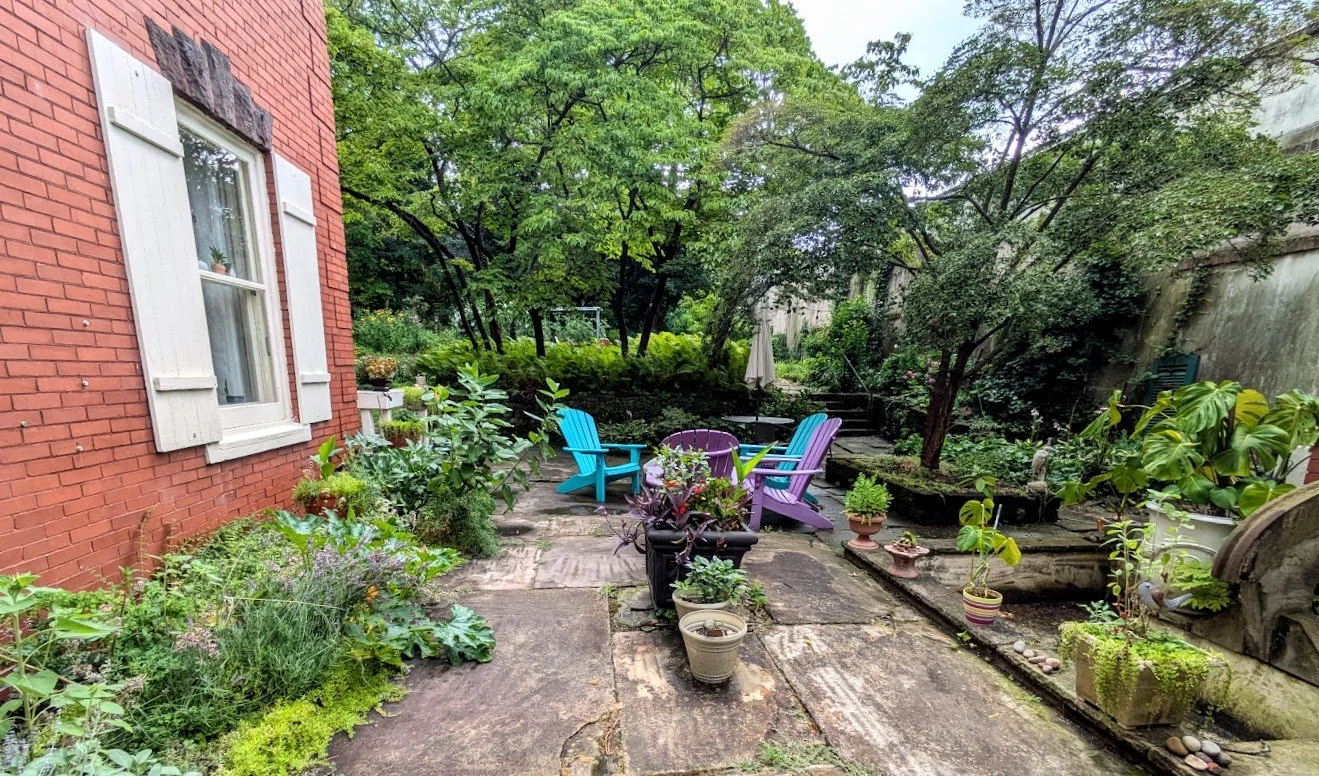
Courtyard  Seating Area