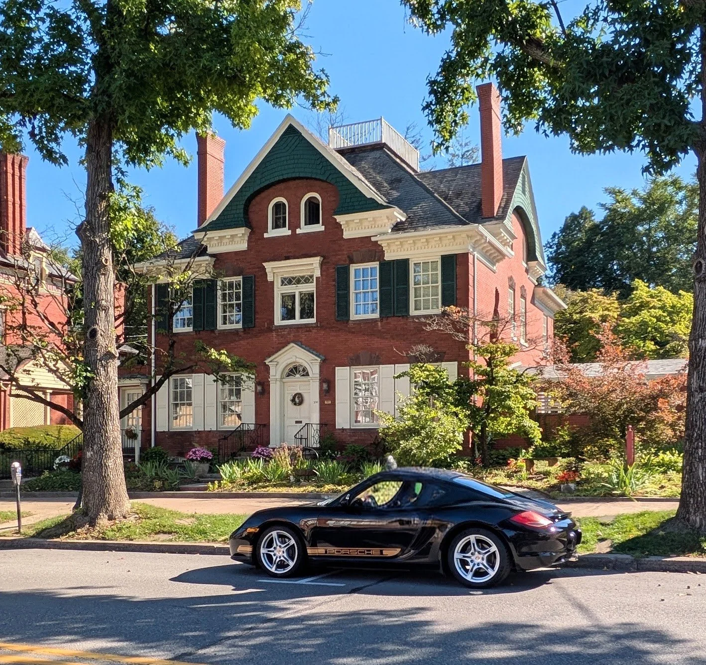 2009 Porsche Cayman parked outside Bellefonte Bed and Breakfast along Route 144