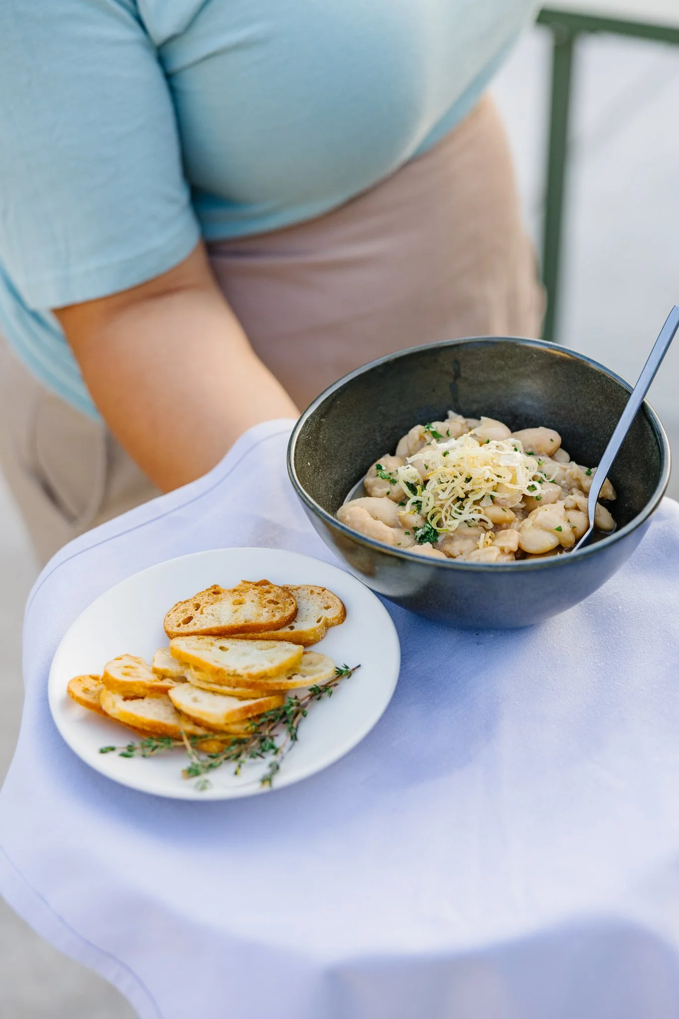 Seasonal white bean appetizer served with toasted crostini at The Patio at Palomino.