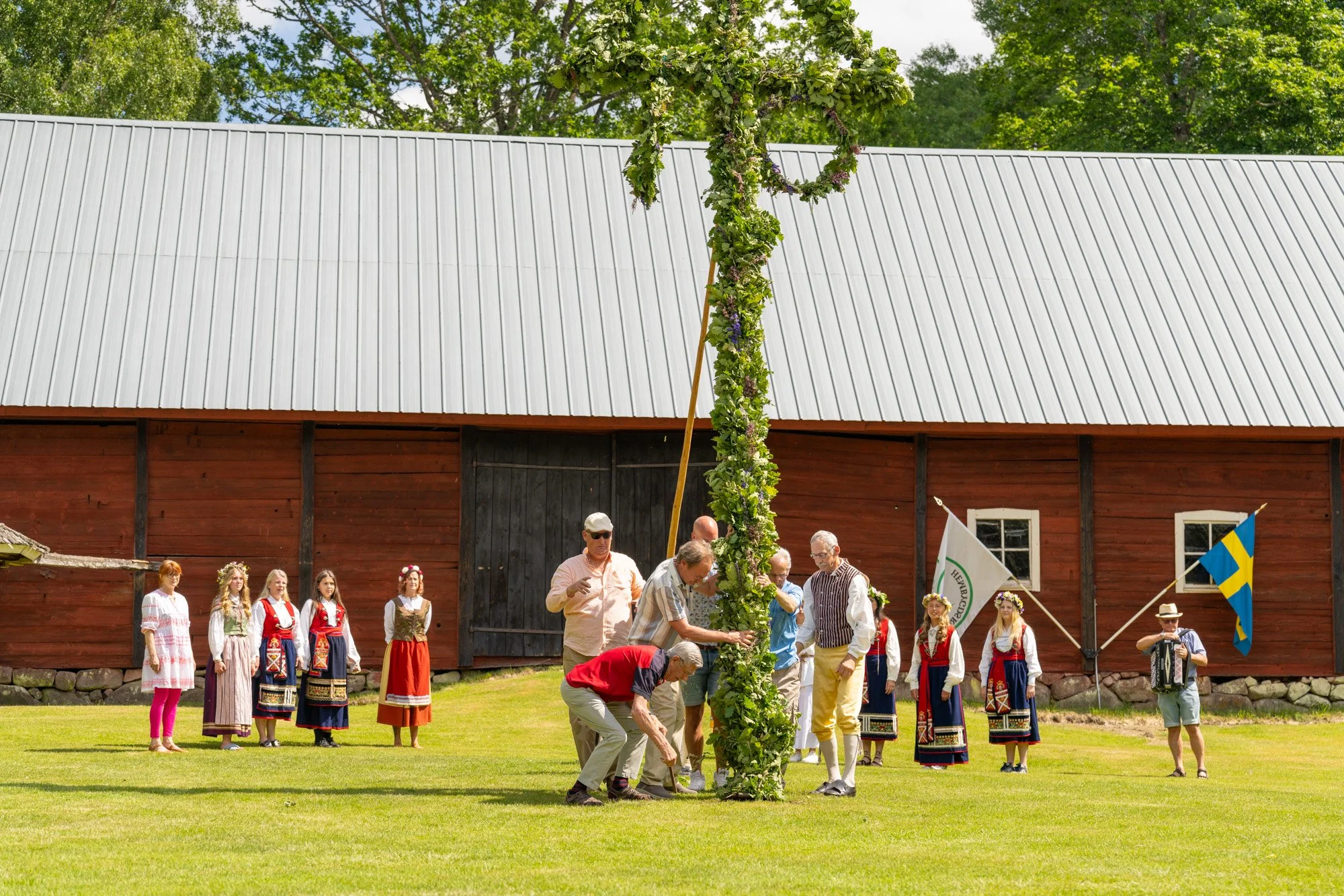 Midsommar2026_10_small.jpg