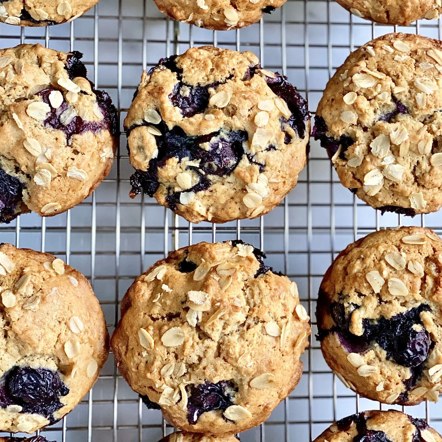 k_Edit_2022-10-Blueberry-Oatmeal-Muffins_blueberry-oatmeal-muffins-1.jpeg