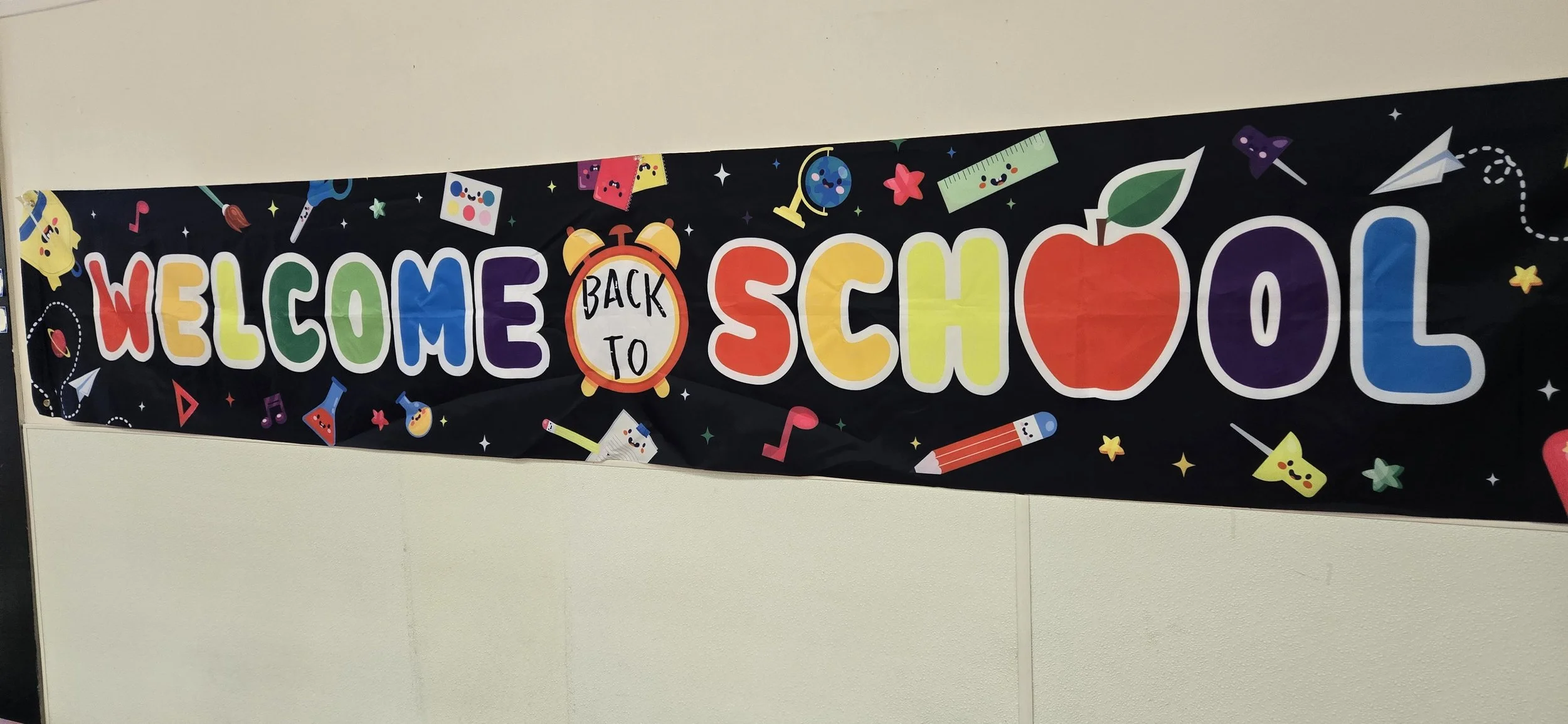 Hellyer Back To School Ice Cream Social (1).jpg