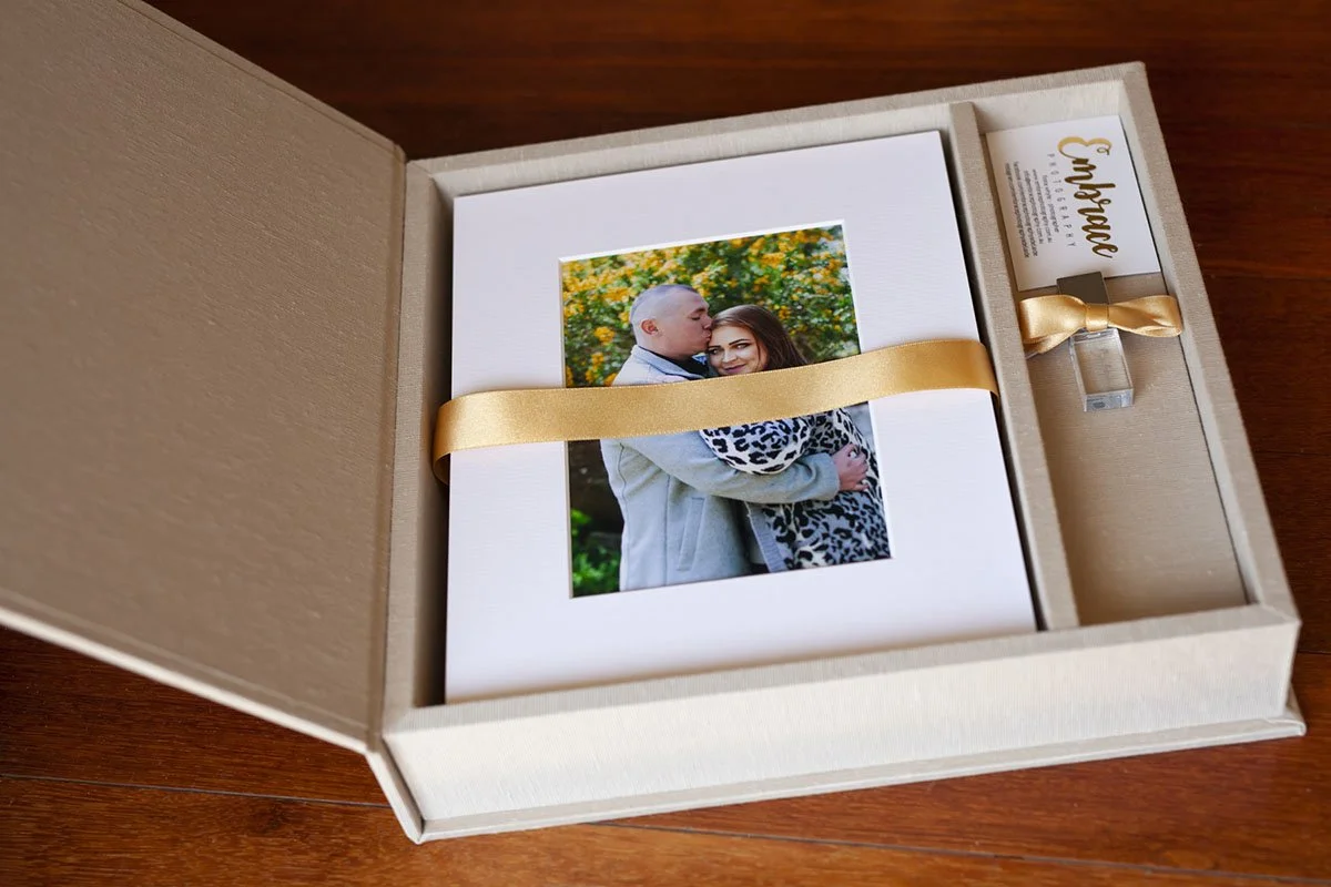 Folio Box 11"x 14" with matted prints