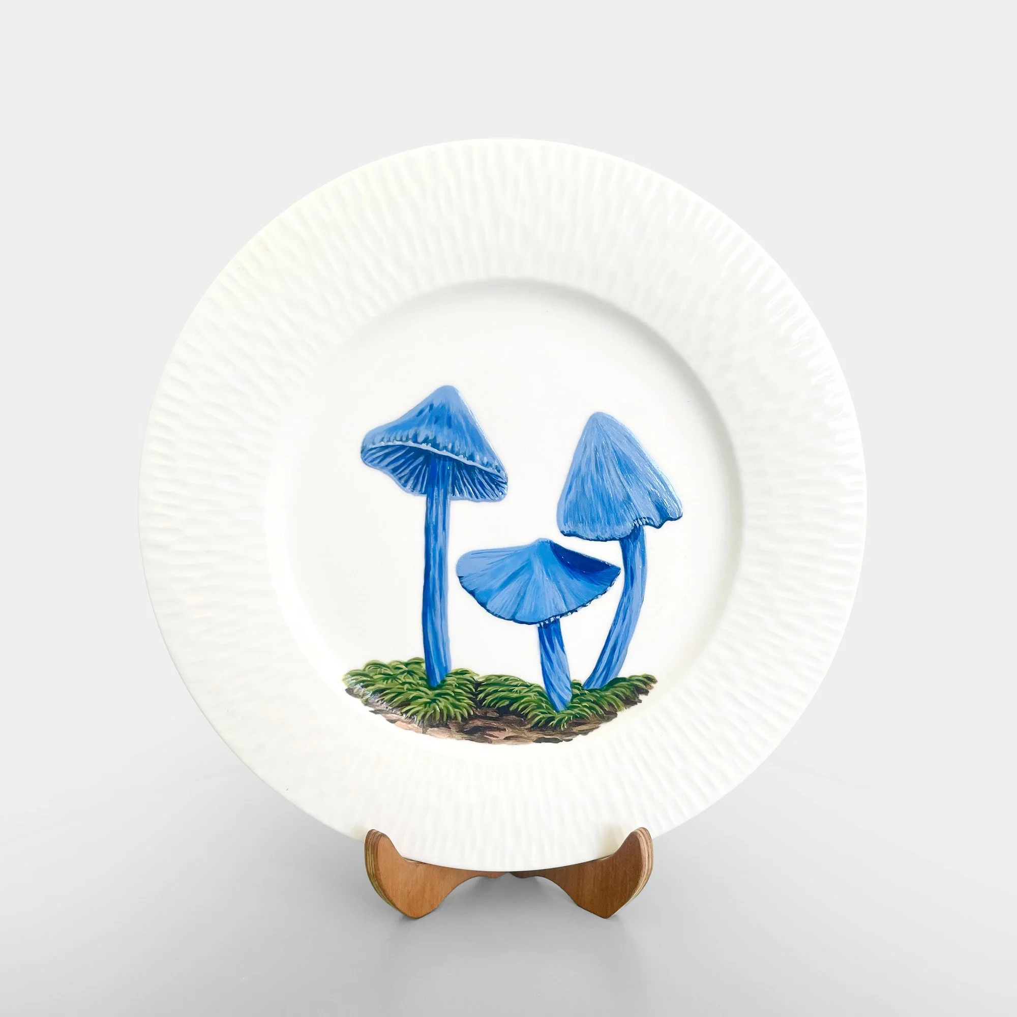 TS233_Werewere Kōkako Trio with Moss - 21cm.jpg