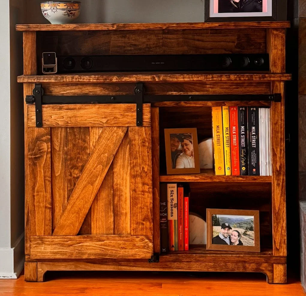 TV Stand2.jpg