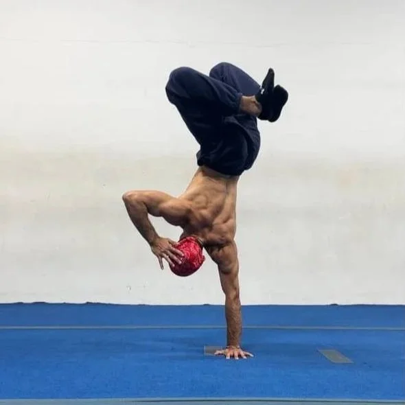 Handstands with Dhruv 12/7 3pm 