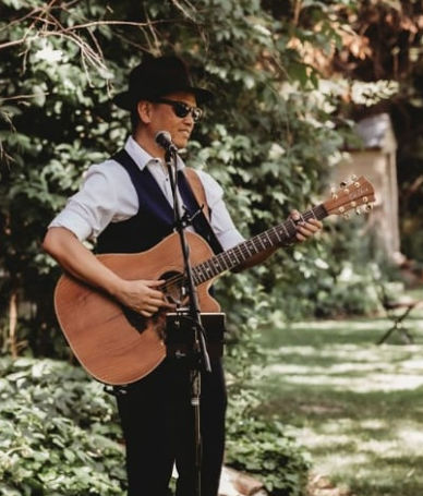 Chris Mox Sydney Wedding Singer