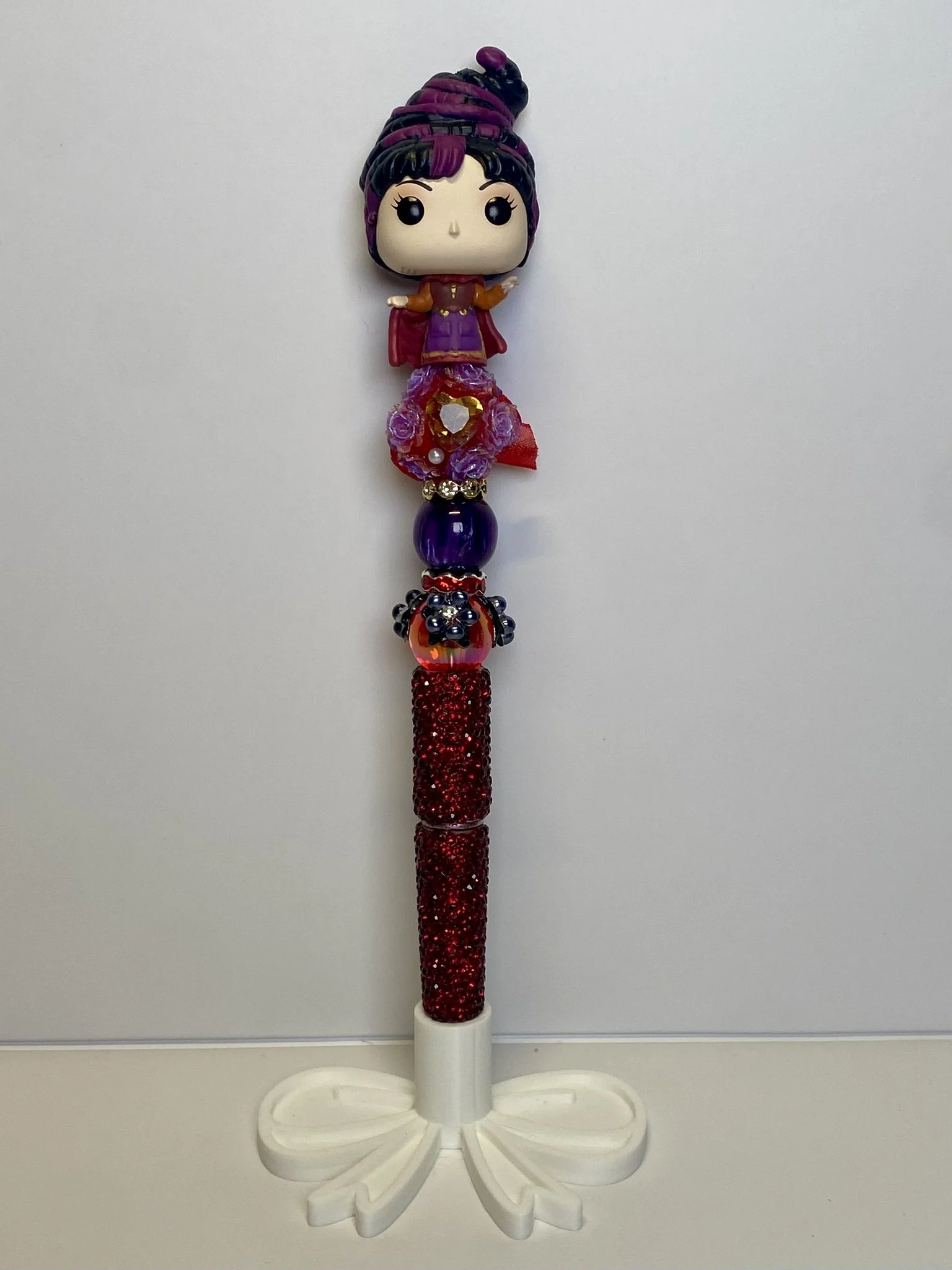 Black Hair Sister Witch Fancy Pen
