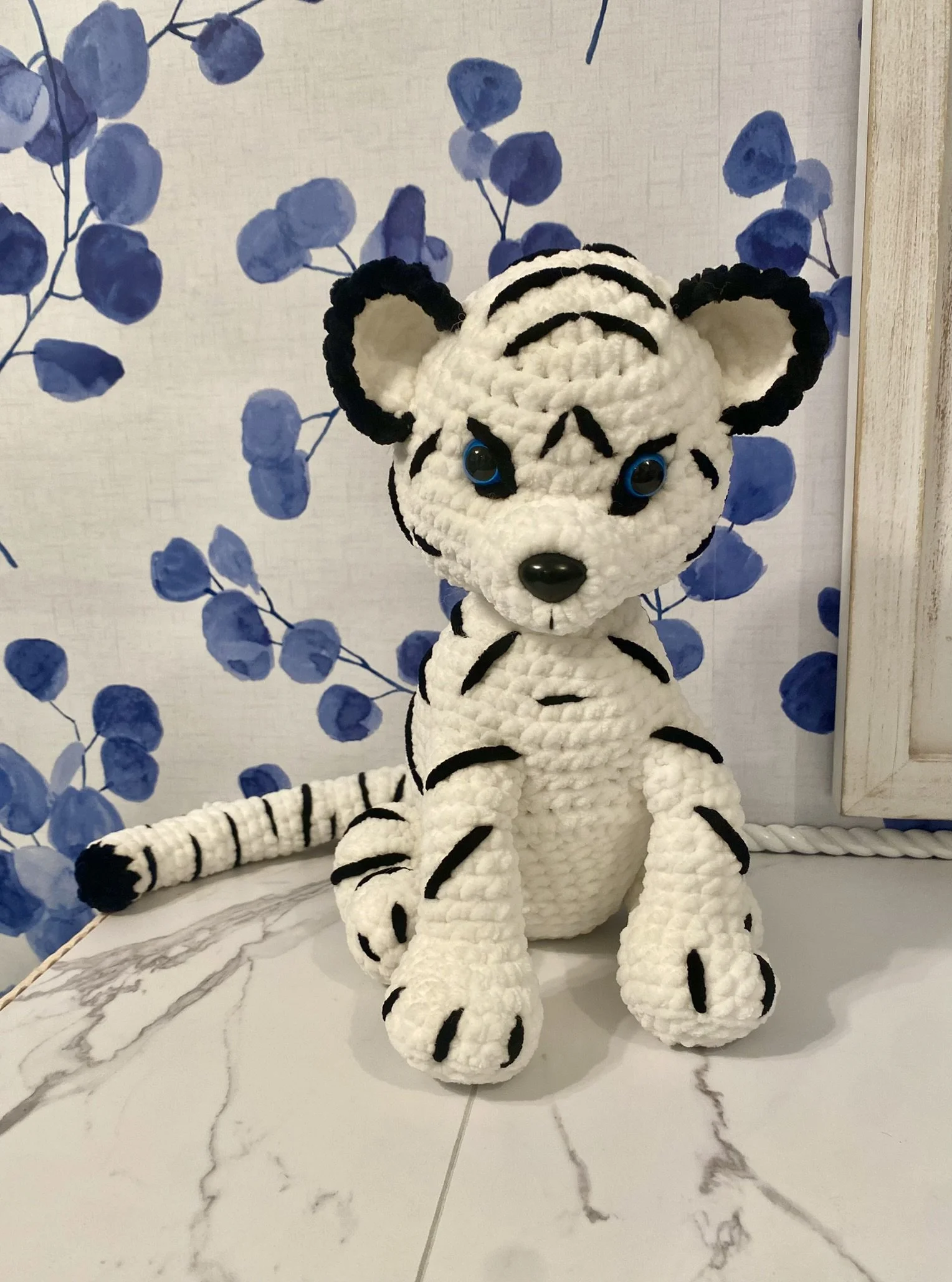 Nostalgic White Tiger Plush Yarn Toy