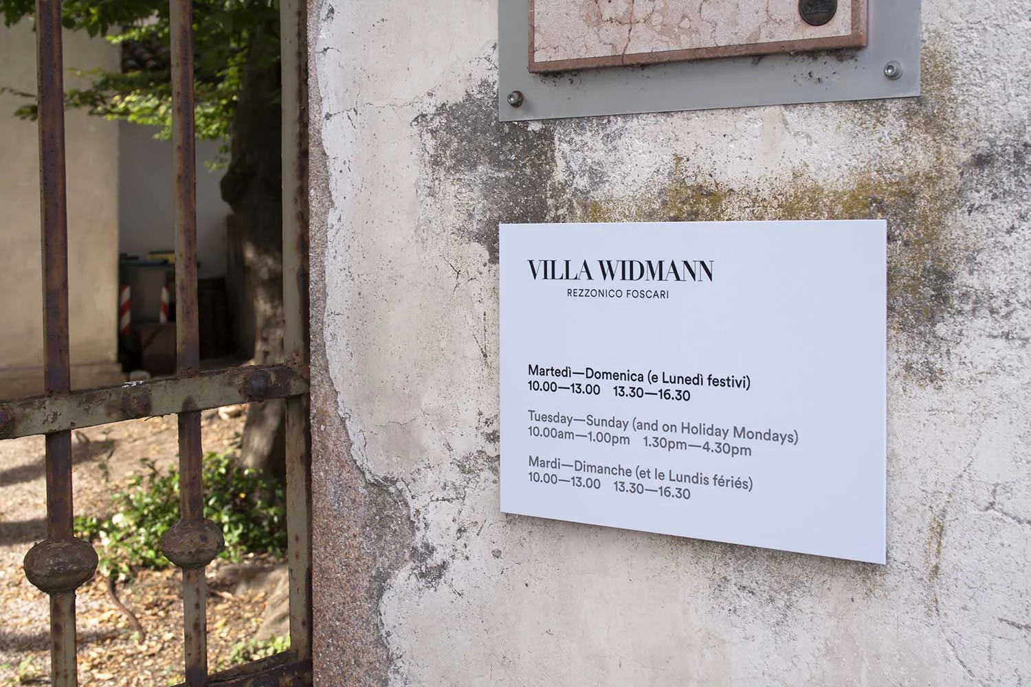 Segnaletica/Wayfinding Villa Widmann Rezzonico Foscari, Ingresso principale