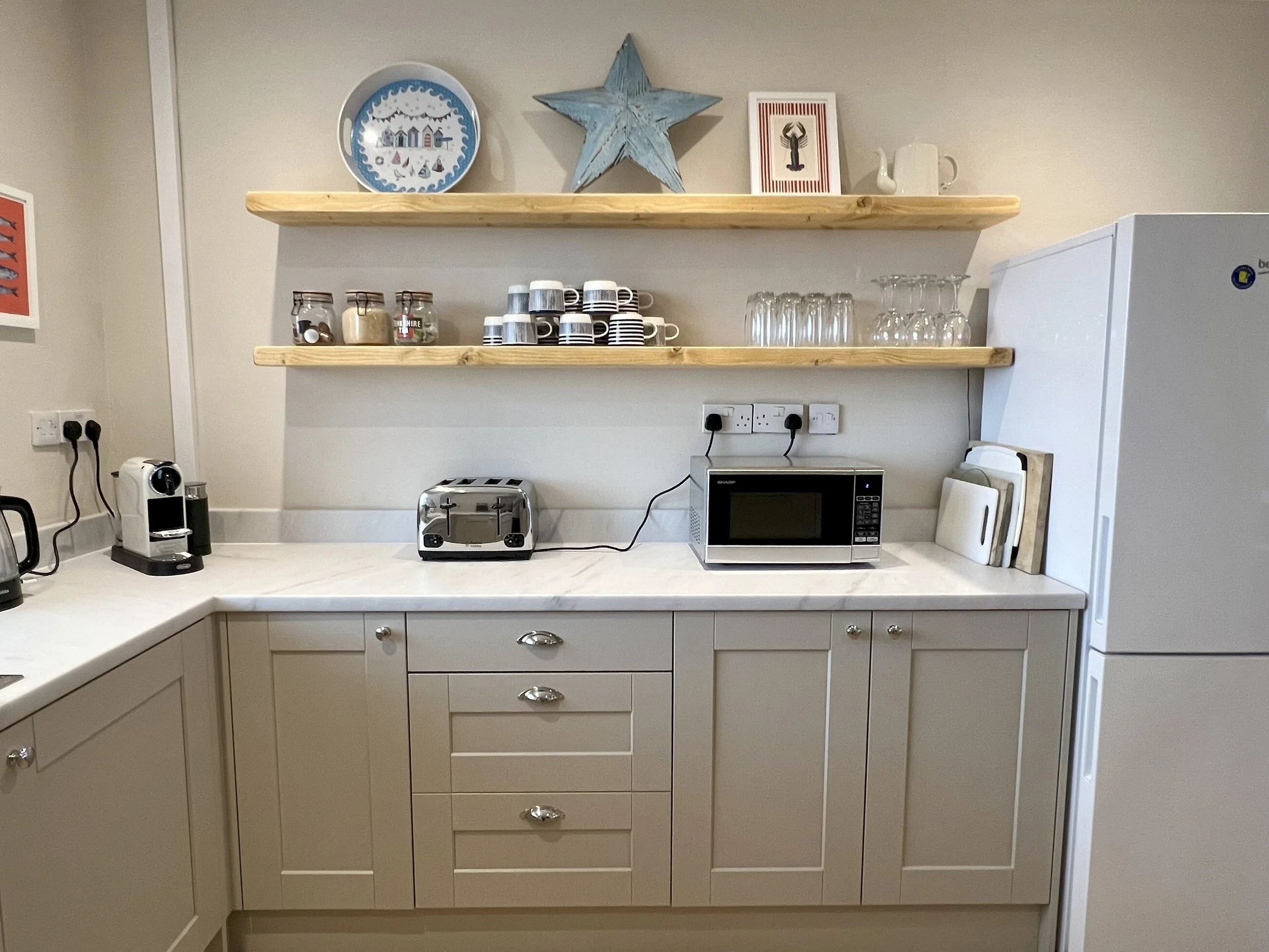 kitchen-shelves.jpg