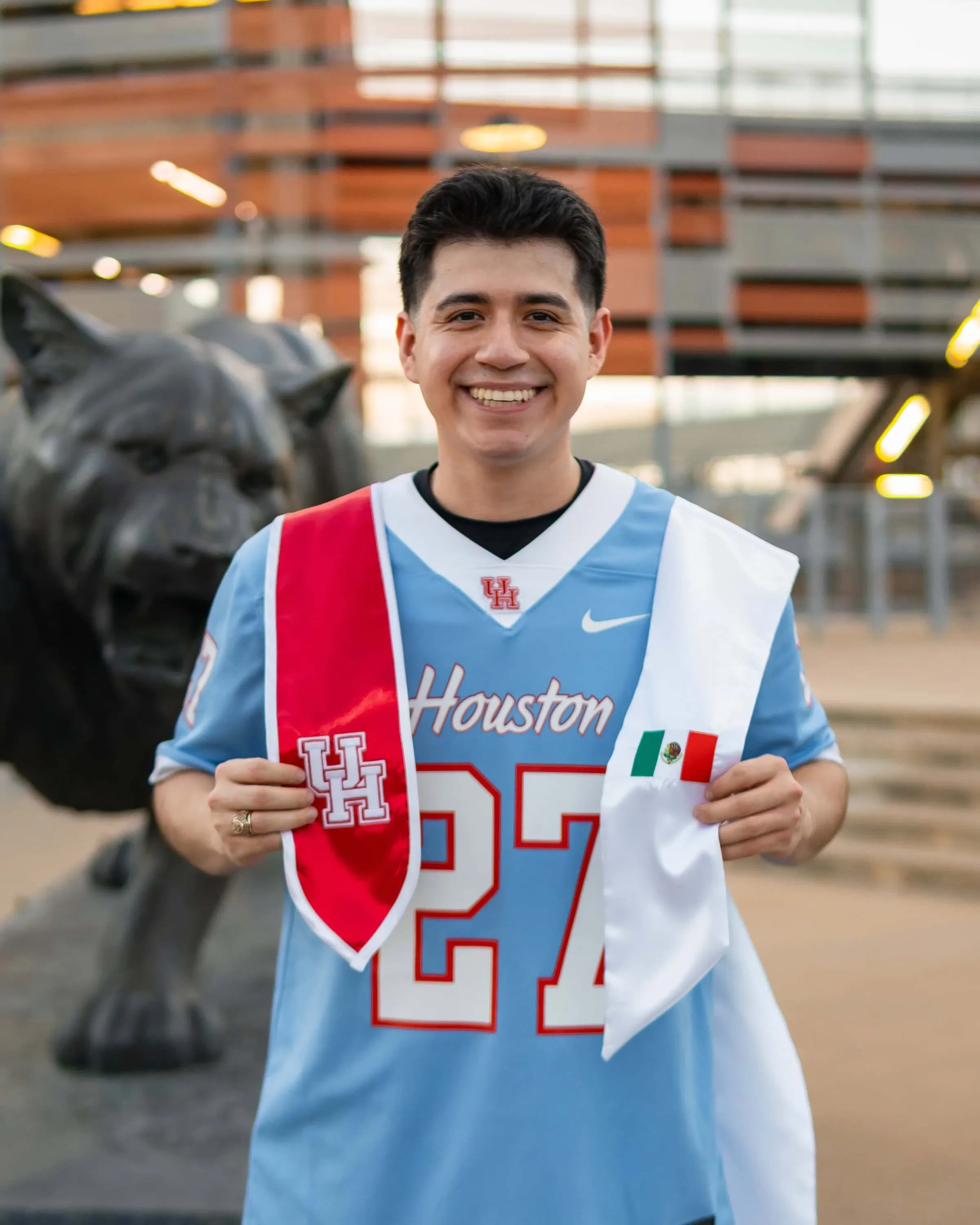 Brian-UH-Grad-Photos-99.webp