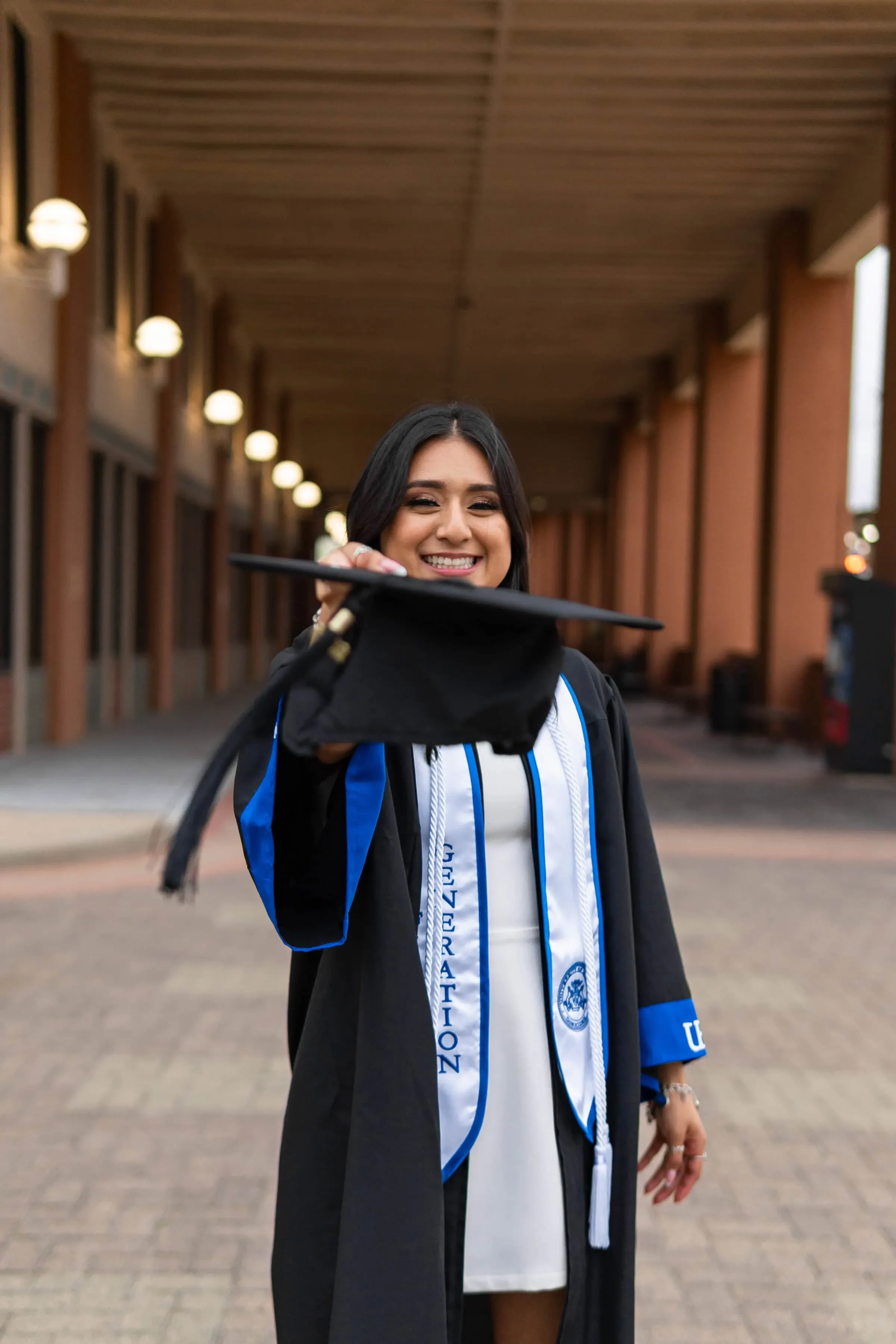 Graduation-Photography-Session-UHD.webp
