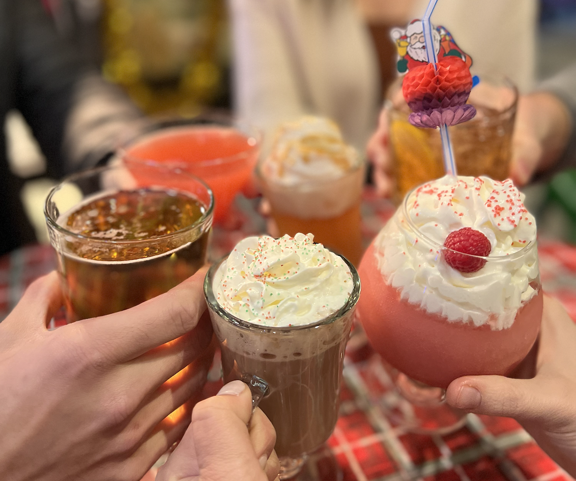 7 Festive Holiday Bars to Visit in Chicago This Winter