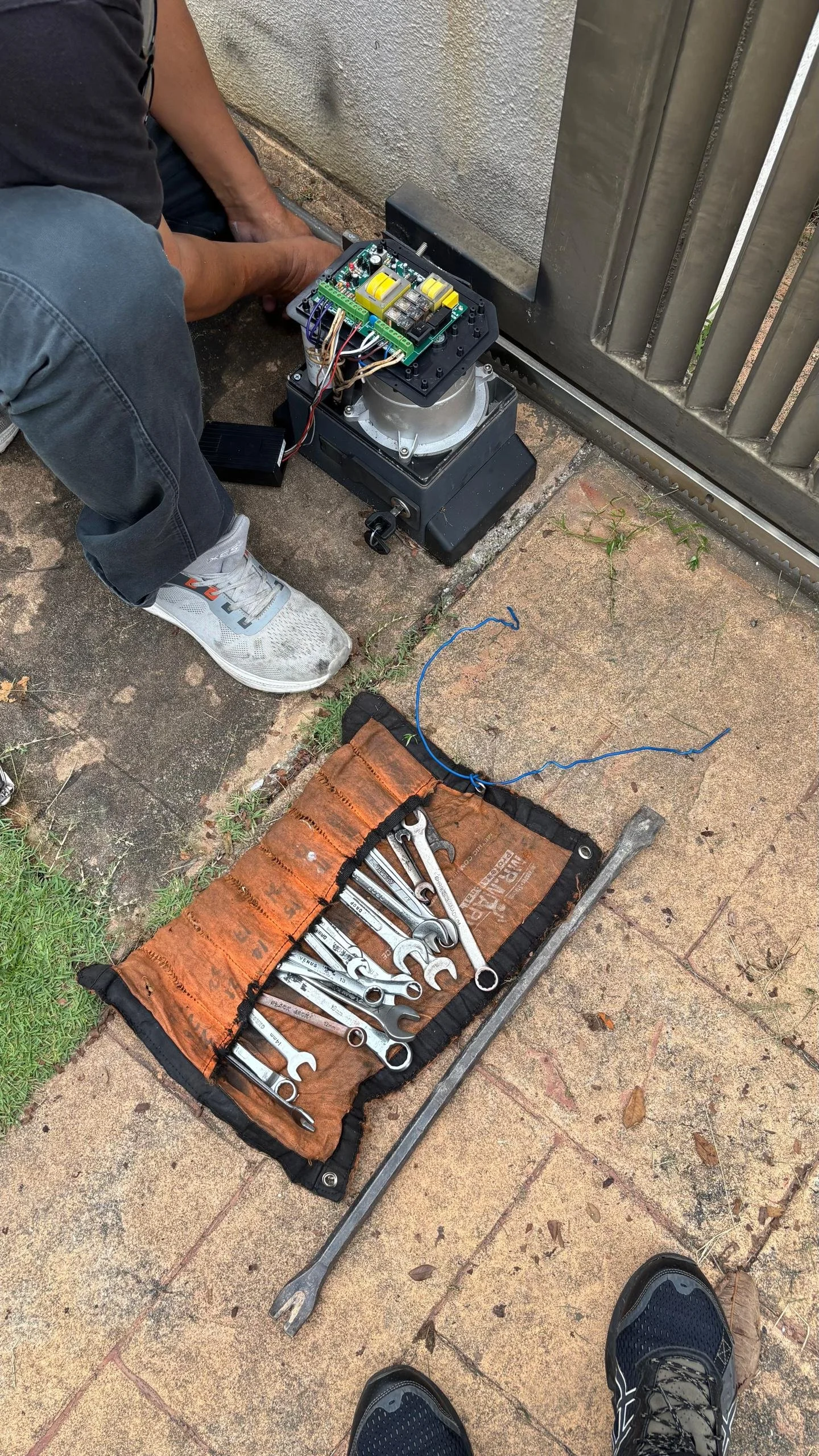 WhatsApp Image 2025-10-26 at 22.52.38_23f1044f.jpg